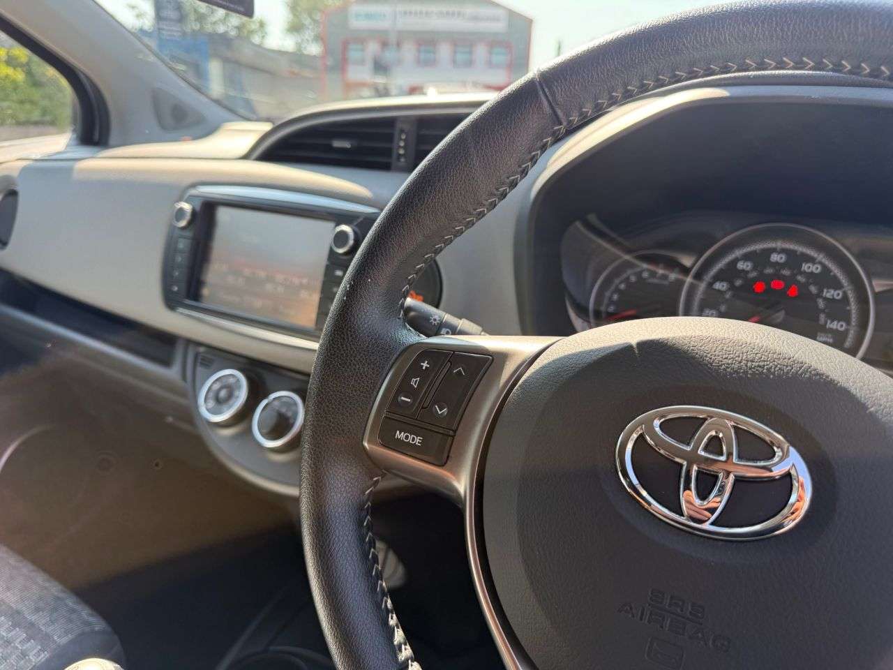 2016 TOYOTA YARIS 2016 TOYOTA YARIS