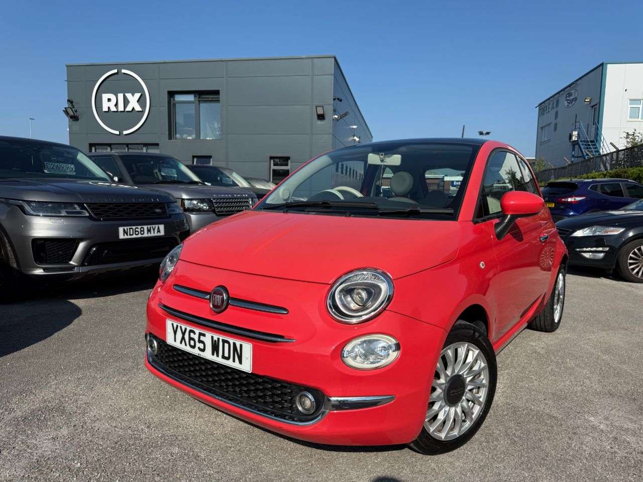 A 2015 FIAT 500 1.2 Lounge Hatchback 3dr Petrol Manual Euro 6 -2 FORMER KEEPERS-GLASS ROOF- A 2015 FIAT 500 1.2 Lounge Hatchback 3dr Petrol Manual Euro 6 -2 FORMER KEEPERS-GLASS ROOF-