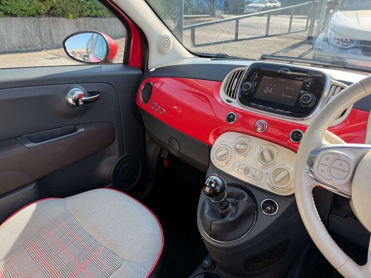 2015 FIAT 500 2015 FIAT 500