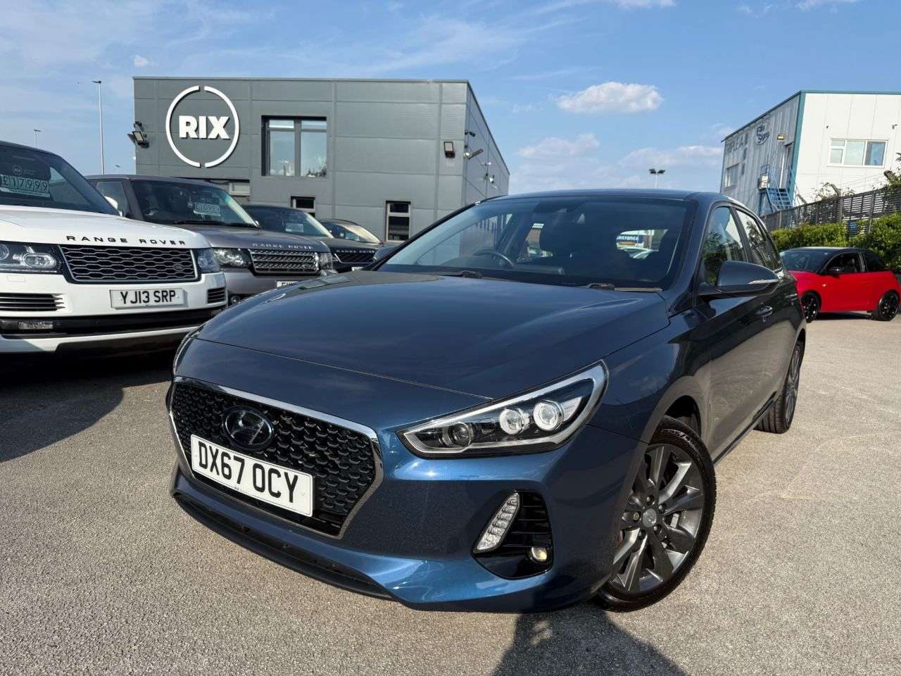 A 2017 HYUNDAI I30 1.0 T-GDi Blue Drive SE Nav Hatchback 5dr Petrol Manual Euro 6-2 OWNERS FRO A 2017 HYUNDAI I30 1.0 T-GDi Blue Drive SE Nav Hatchback 5dr Petrol Manual Euro 6-2 OWNERS FRO