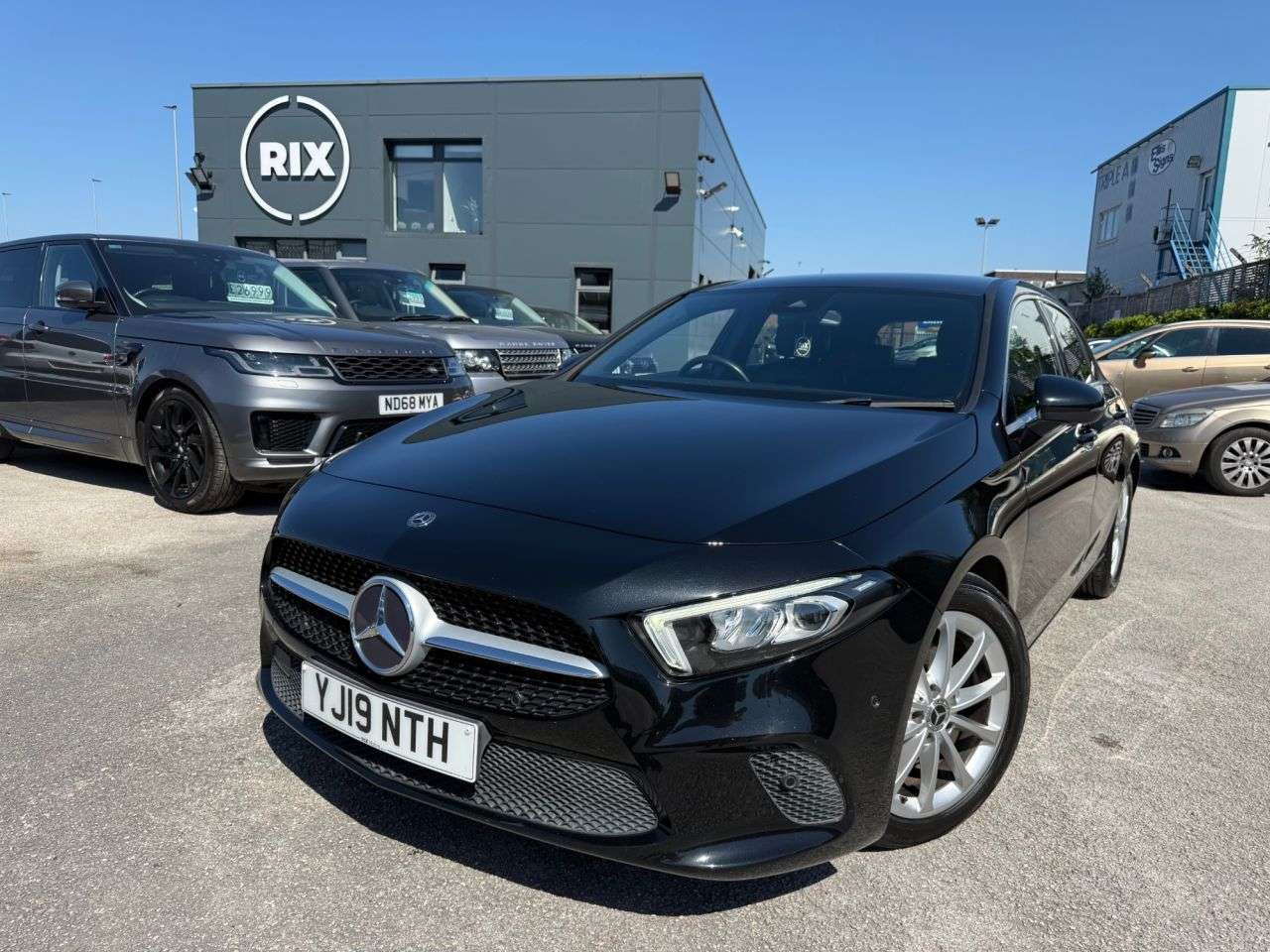 A 2019 MERCEDES-BENZ A CLASS 1.5 A180d Sport (Executive) Hatchback 5dr Diesel 7G-DCT Euro 6-1 OWNER FROM A 2019 MERCEDES-BENZ A CLASS 1.5 A180d Sport (Executive) Hatchback 5dr Diesel 7G-DCT Euro 6-1 OWNER FROM