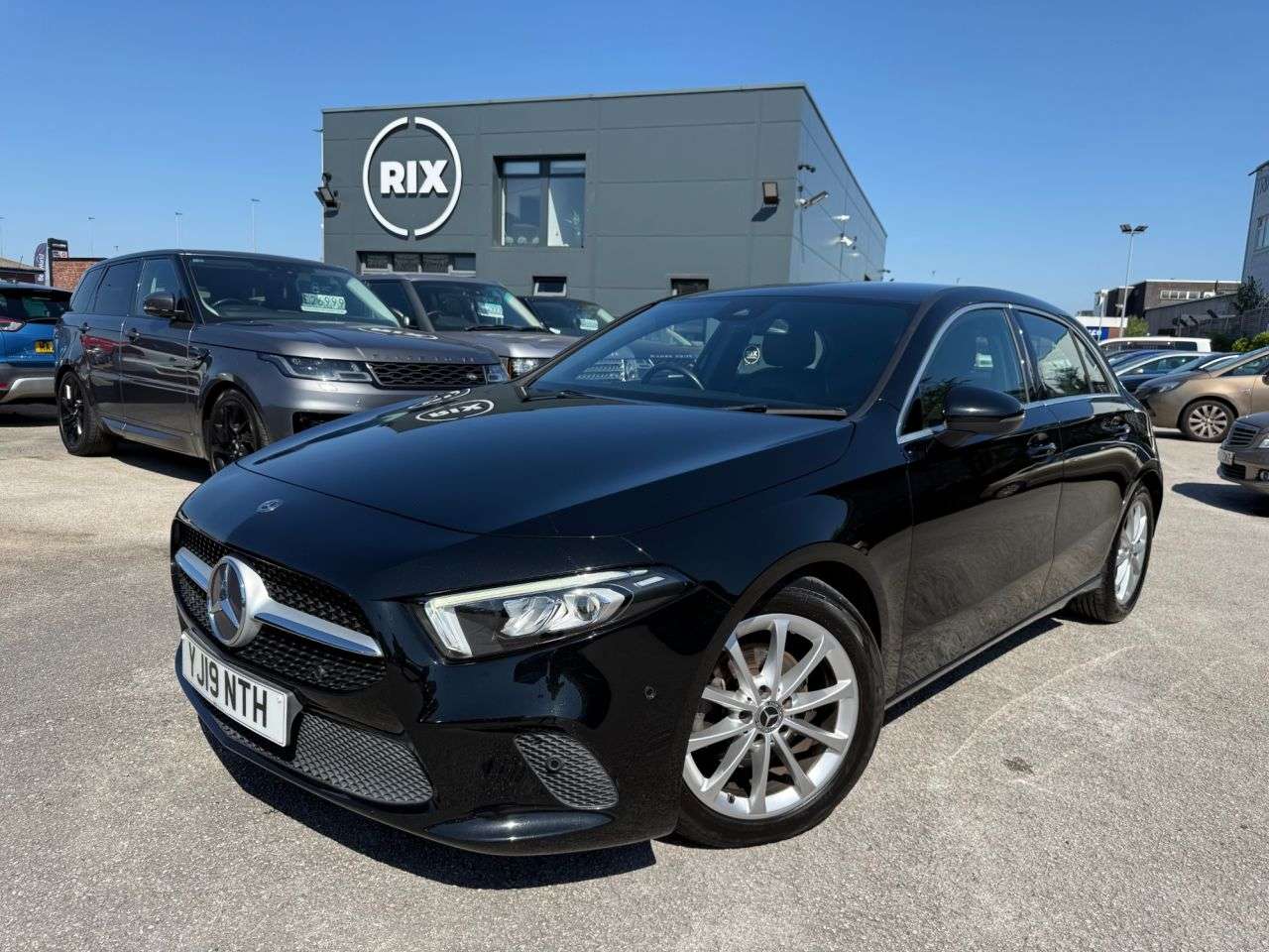 A 2019 MERCEDES-BENZ A CLASS 1.5 A180d Sport (Executive) Hatchback 5dr Diesel 7G-DCT Euro 6-1 OWNER FROM A 2019 MERCEDES-BENZ A CLASS 1.5 A180d Sport (Executive) Hatchback 5dr Diesel 7G-DCT Euro 6-1 OWNER FROM