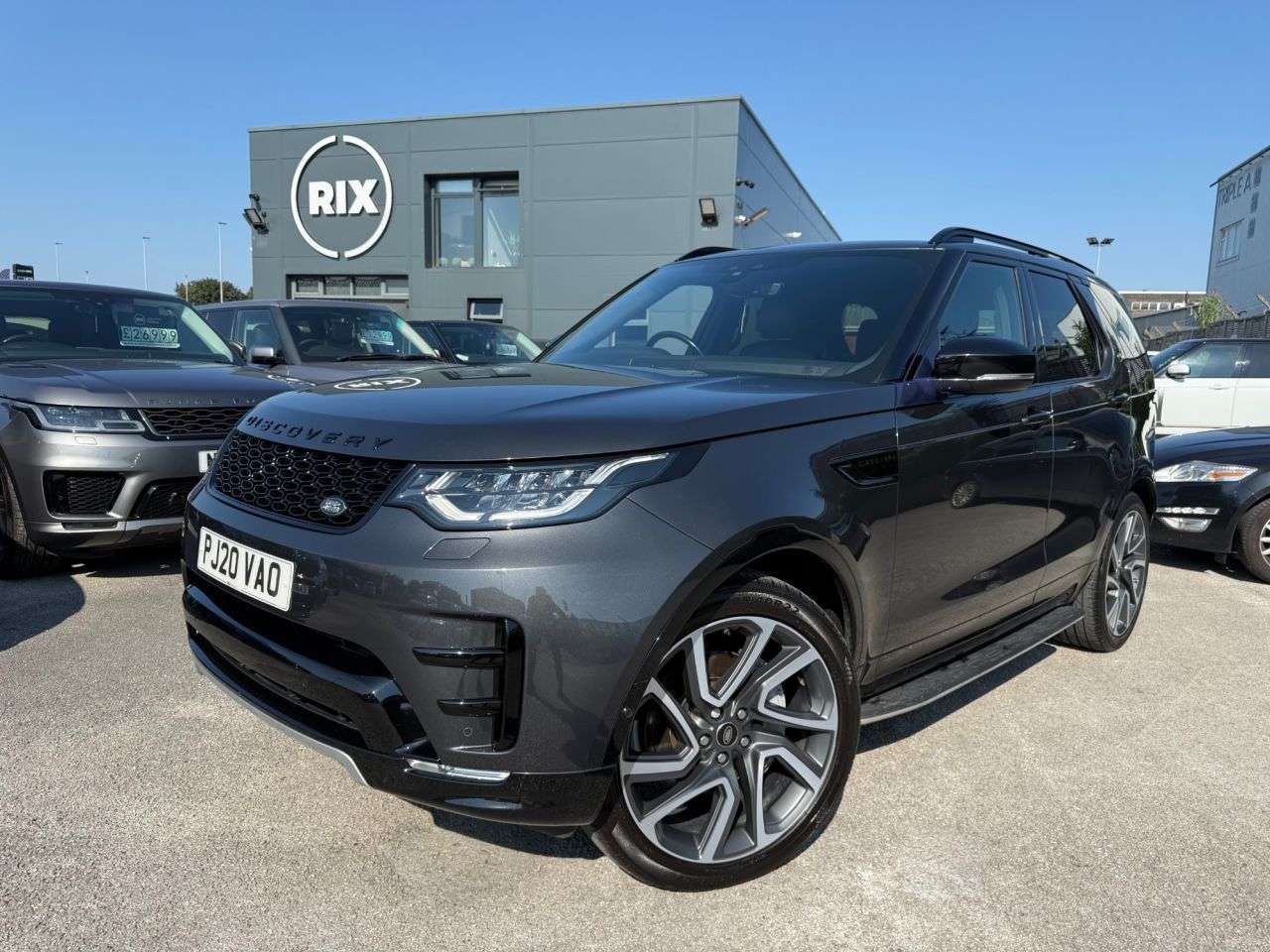 A 2020 LAND ROVER DISCOVERY 5 3.0 SD V6 HSE SUV 5dr Diesel Auto 4WD Euro 6-2 OWNER CAR FINISHED IN CARPAT A 2020 LAND ROVER DISCOVERY 5 3.0 SD V6 HSE SUV 5dr Diesel Auto 4WD Euro 6-2 OWNER CAR FINISHED IN CARPAT