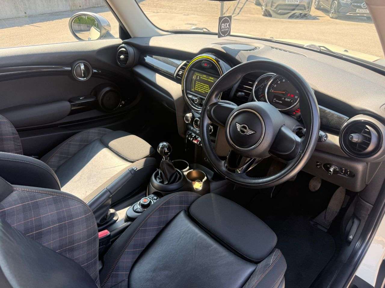 2017 MINI HATCH 2017 MINI HATCH