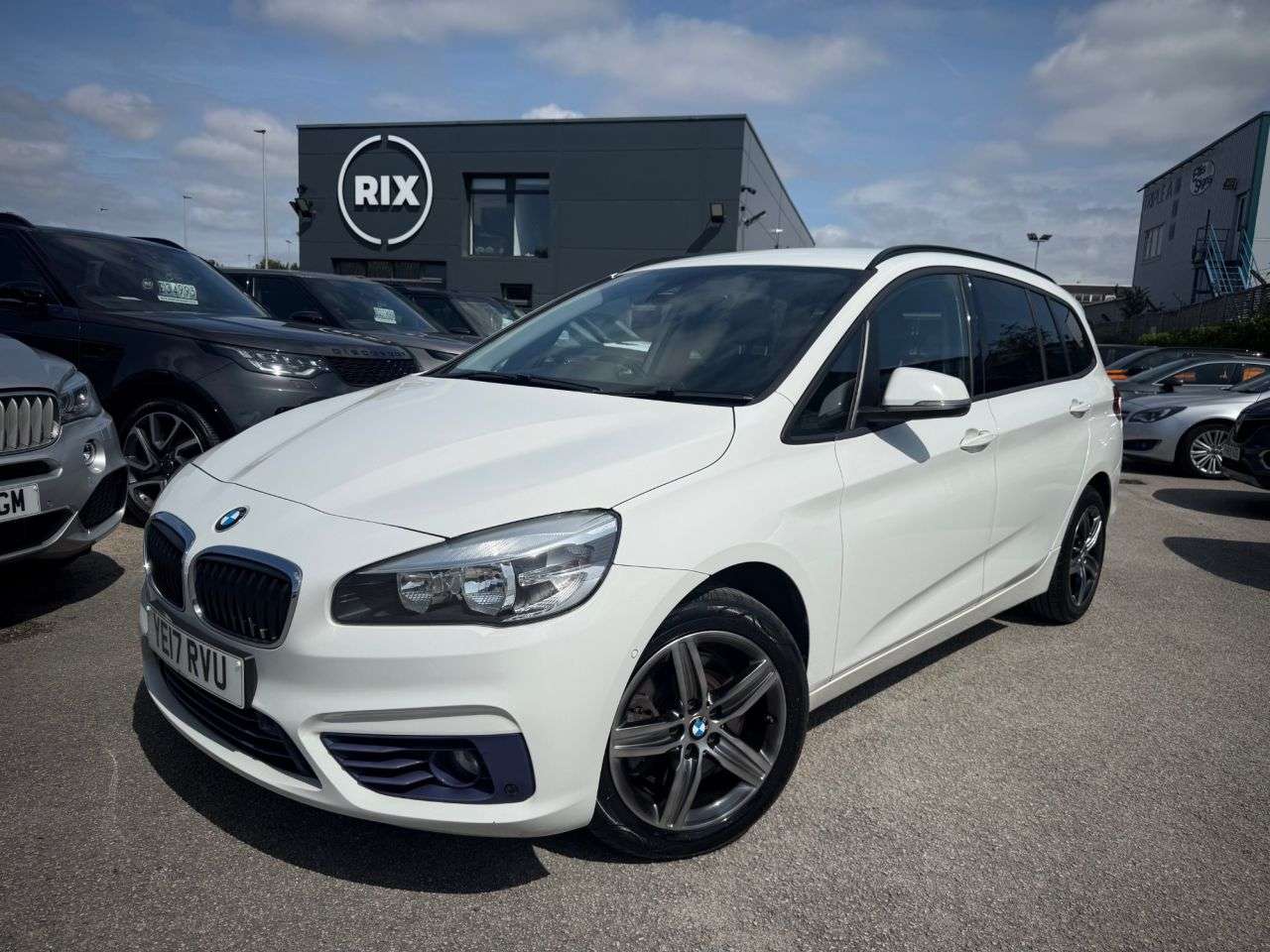 A 2017 BMW 2 SERIES GRAN TOURER 2.0 220i Sport MPV 5dr Petrol Auto Euro 6-2 FORMER KEEPERS-7 SEATS-BLUETOOT A 2017 BMW 2 SERIES GRAN TOURER 2.0 220i Sport MPV 5dr Petrol Auto Euro 6-2 FORMER KEEPERS-7 SEATS-BLUETOOT