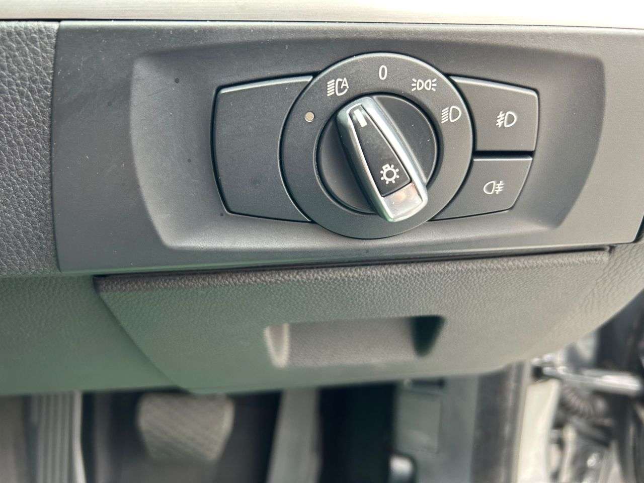 2011 BMW 3 SERIES 2011 BMW 3 SERIES