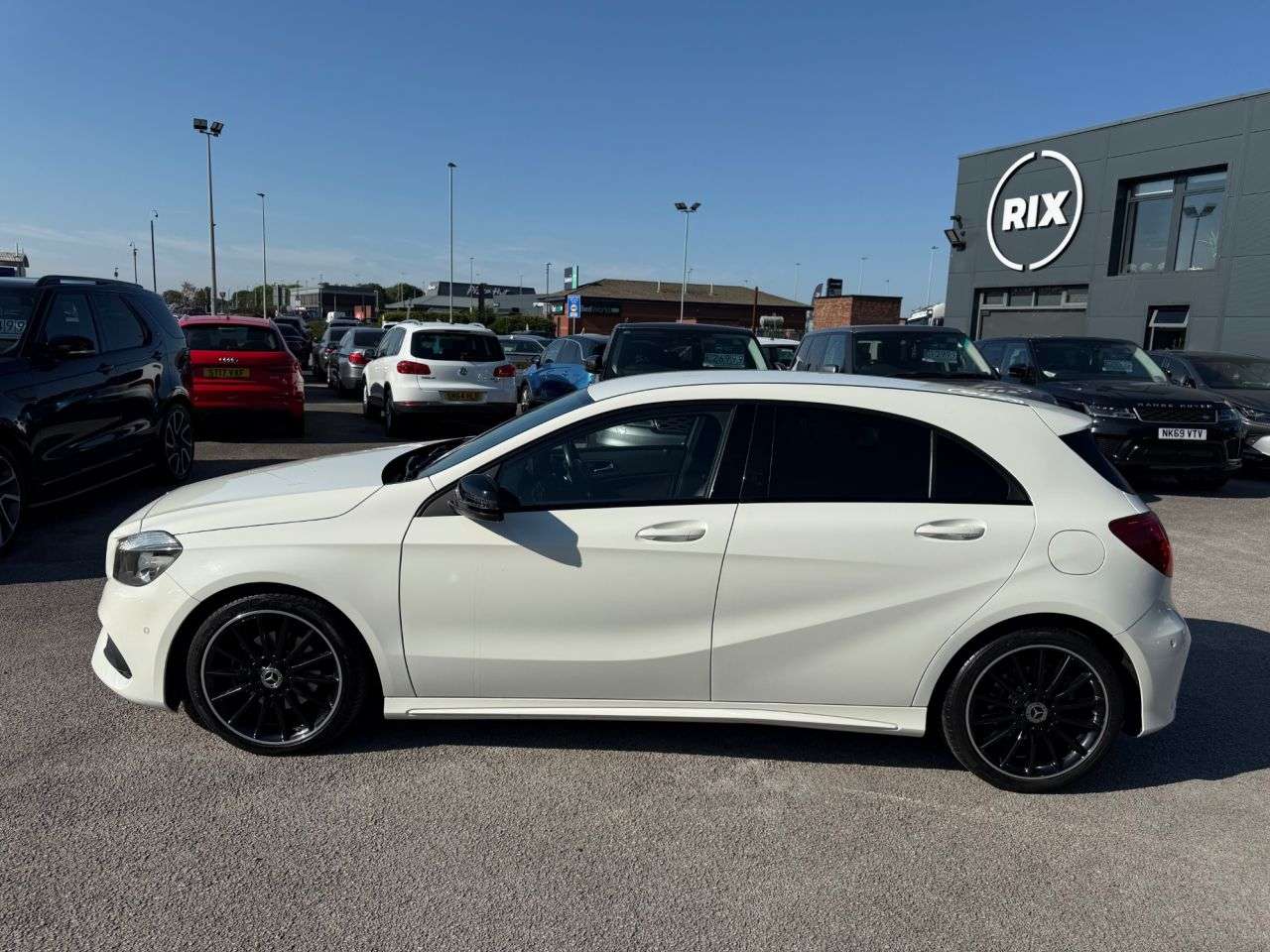 A 2018 MERCEDES-BENZ A CLASS 2.1 A200d AMG Line (Executive) Hatchback 5dr Diesel 7G-DCT Euro 6-2 OWNER C A 2018 MERCEDES-BENZ A CLASS 2.1 A200d AMG Line (Executive) Hatchback 5dr Diesel 7G-DCT Euro 6-2 OWNER C