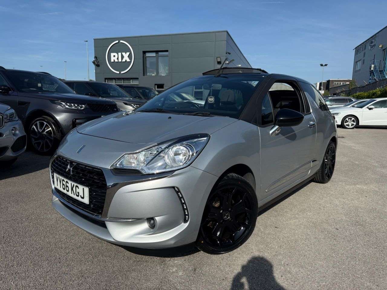 A 2016 DS AUTOMOBILES DS 3 1.6 BlueHDi Elegance Cabriolet 2dr Diesel Manual Euro 6 (s/s) (100 ps) A 2016 DS AUTOMOBILES DS 3 1.6 BlueHDi Elegance Cabriolet 2dr Diesel Manual Euro 6 (s/s) (100 ps)