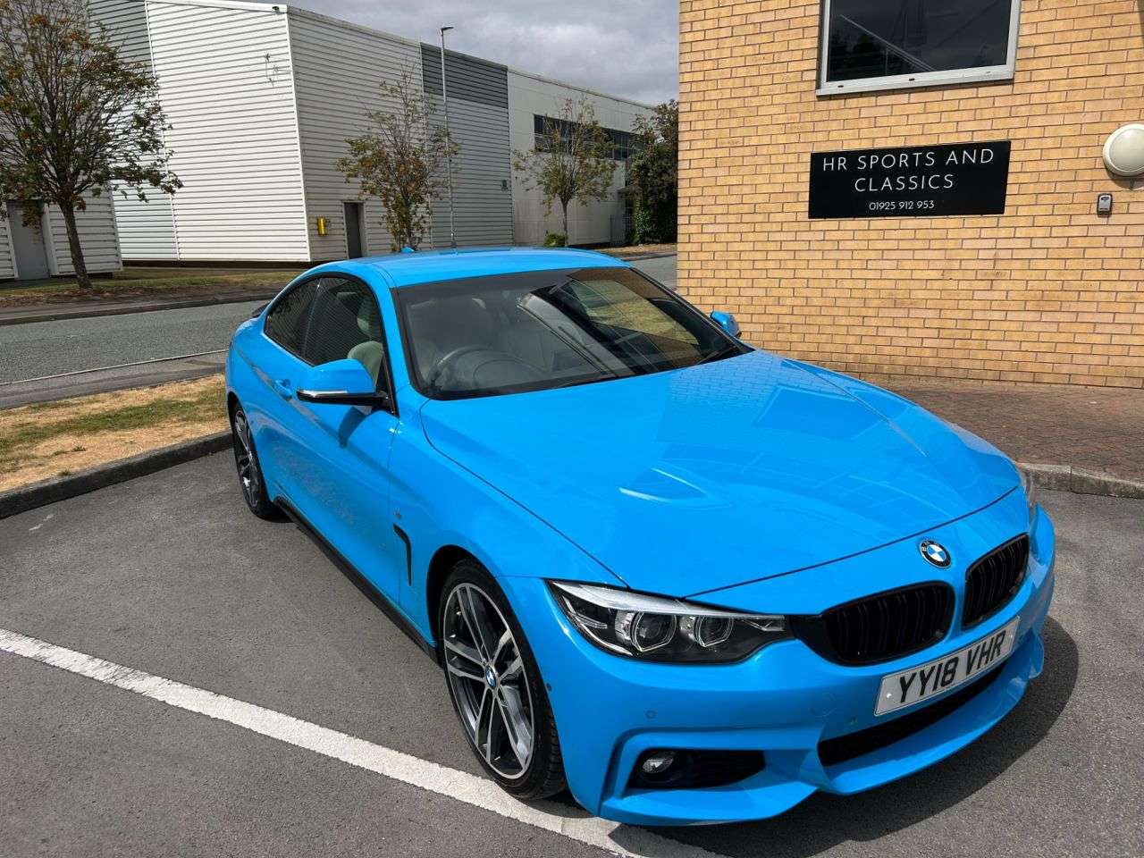 A 2018 BMW 4 SERIES 3.0 440i M Sport Coupe 2dr Petrol Auto Euro 6 (s/s) (326 ps)-Factory Extras A 2018 BMW 4 SERIES 3.0 440i M Sport Coupe 2dr Petrol Auto Euro 6 (s/s) (326 ps)-Factory Extras