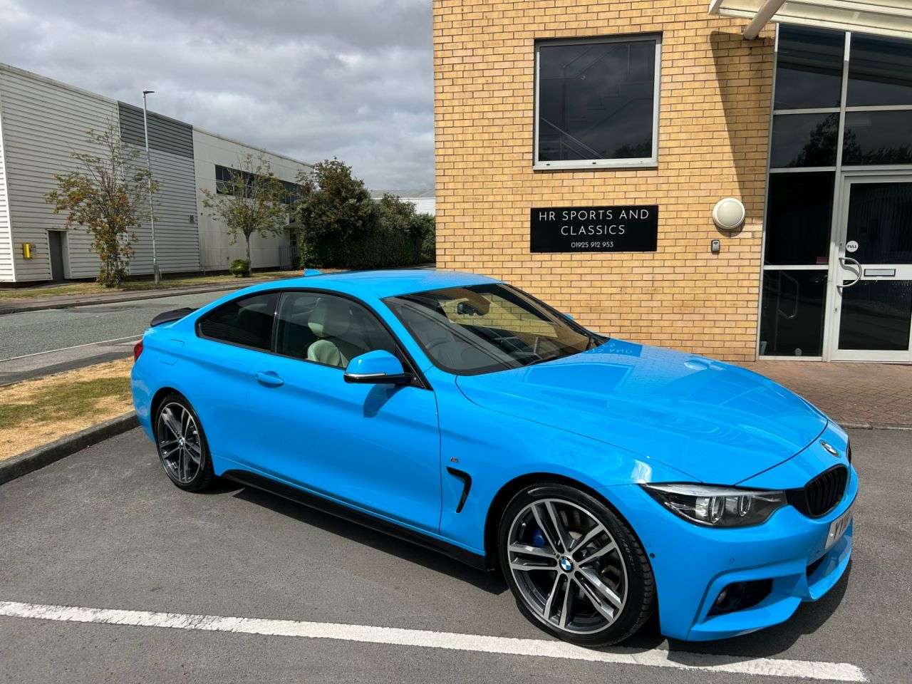 A 2018 BMW 4 SERIES 3.0 440i M Sport Coupe 2dr Petrol Auto Euro 6 (s/s) (326 ps)-Factory Extras A 2018 BMW 4 SERIES 3.0 440i M Sport Coupe 2dr Petrol Auto Euro 6 (s/s) (326 ps)-Factory Extras