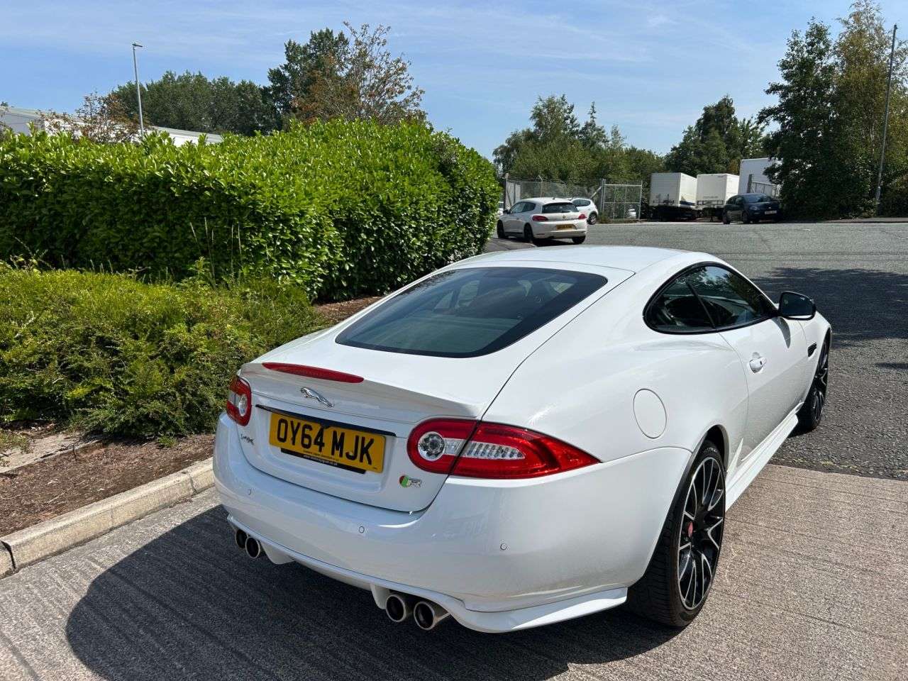 A 2014 JAGUAR XK 5.0 V8 Dynamic R Coupe 2dr Petrol Auto Euro 5 (510 ps)-Fantastic Low Mileag A 2014 JAGUAR XK 5.0 V8 Dynamic R Coupe 2dr Petrol Auto Euro 5 (510 ps)-Fantastic Low Mileag