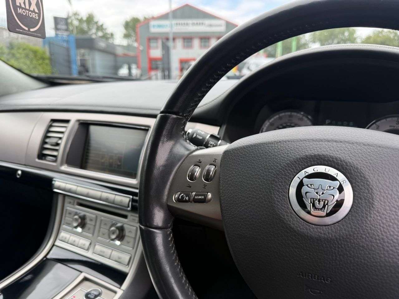 2011 JAGUAR XF 2011 JAGUAR XF