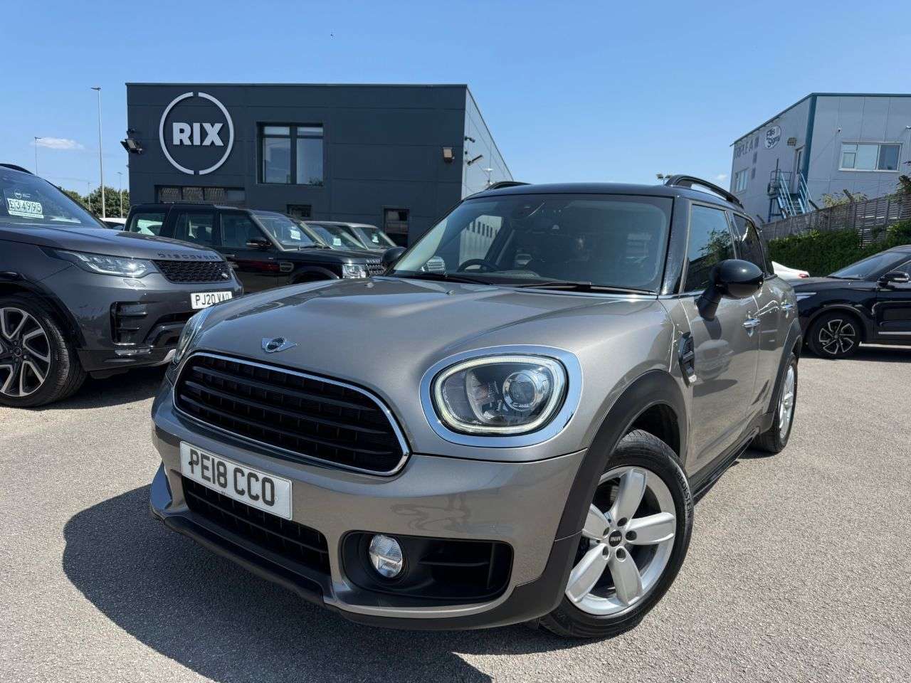 A 2018 MINI COUNTRYMAN 1.5 Cooper SUV 5dr Petrol Auto Euro 6-FACTORY EXTRAS WORTH £8,330-2 OWNER C A 2018 MINI COUNTRYMAN 1.5 Cooper SUV 5dr Petrol Auto Euro 6-FACTORY EXTRAS WORTH £8,330-2 OWNER C