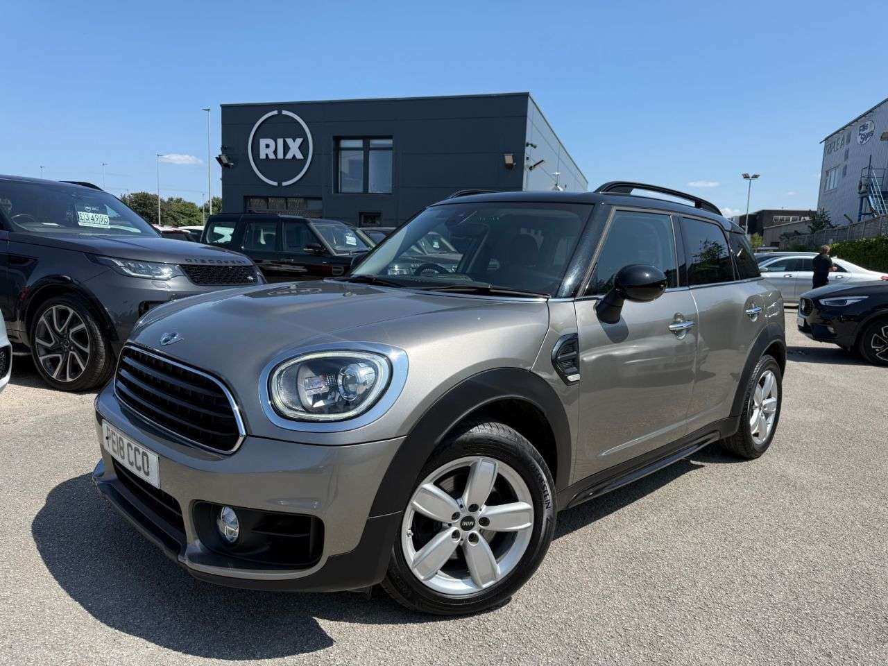 A 2018 MINI COUNTRYMAN 1.5 Cooper SUV 5dr Petrol Auto Euro 6-FACTORY EXTRAS WORTH £8,330-2 OWNER C A 2018 MINI COUNTRYMAN 1.5 Cooper SUV 5dr Petrol Auto Euro 6-FACTORY EXTRAS WORTH £8,330-2 OWNER C