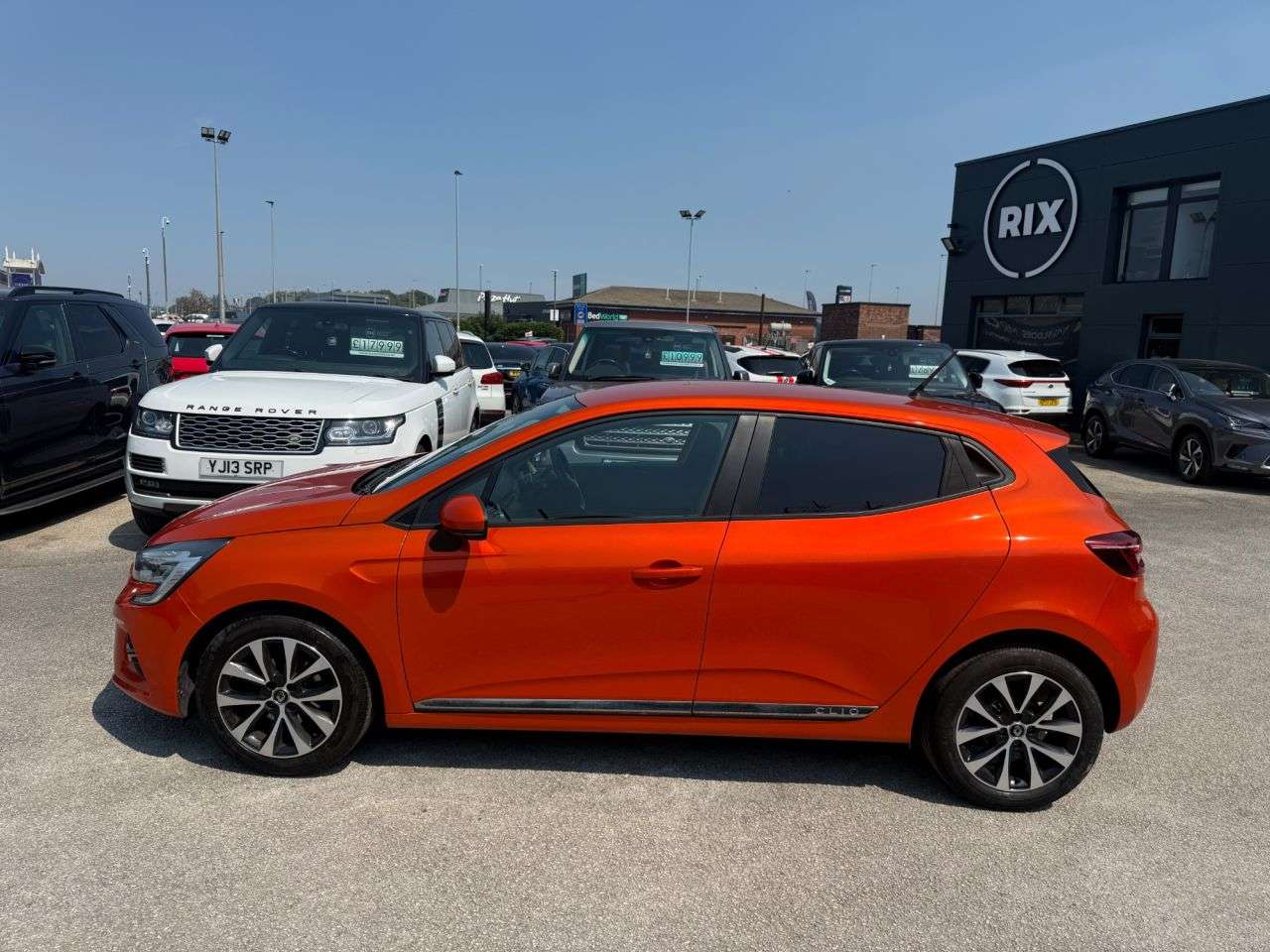 A 2020 RENAULT CLIO 1.0 SCe Iconic Hatchback 5dr Petrol Manual Euro 6-2 OWNERS FROM NEW FINISHE A 2020 RENAULT CLIO 1.0 SCe Iconic Hatchback 5dr Petrol Manual Euro 6-2 OWNERS FROM NEW FINISHE