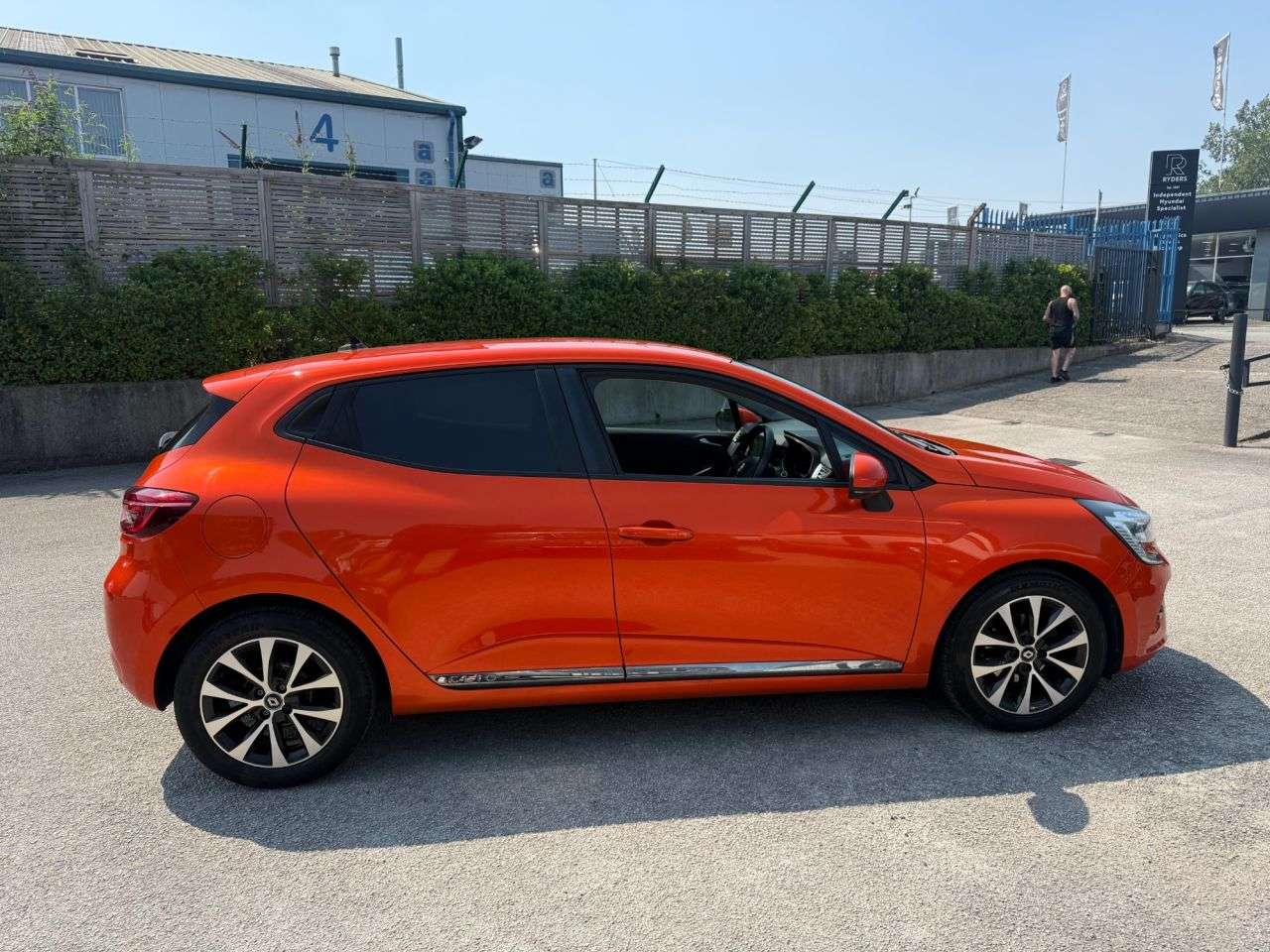 2020 RENAULT CLIO 2020 RENAULT CLIO