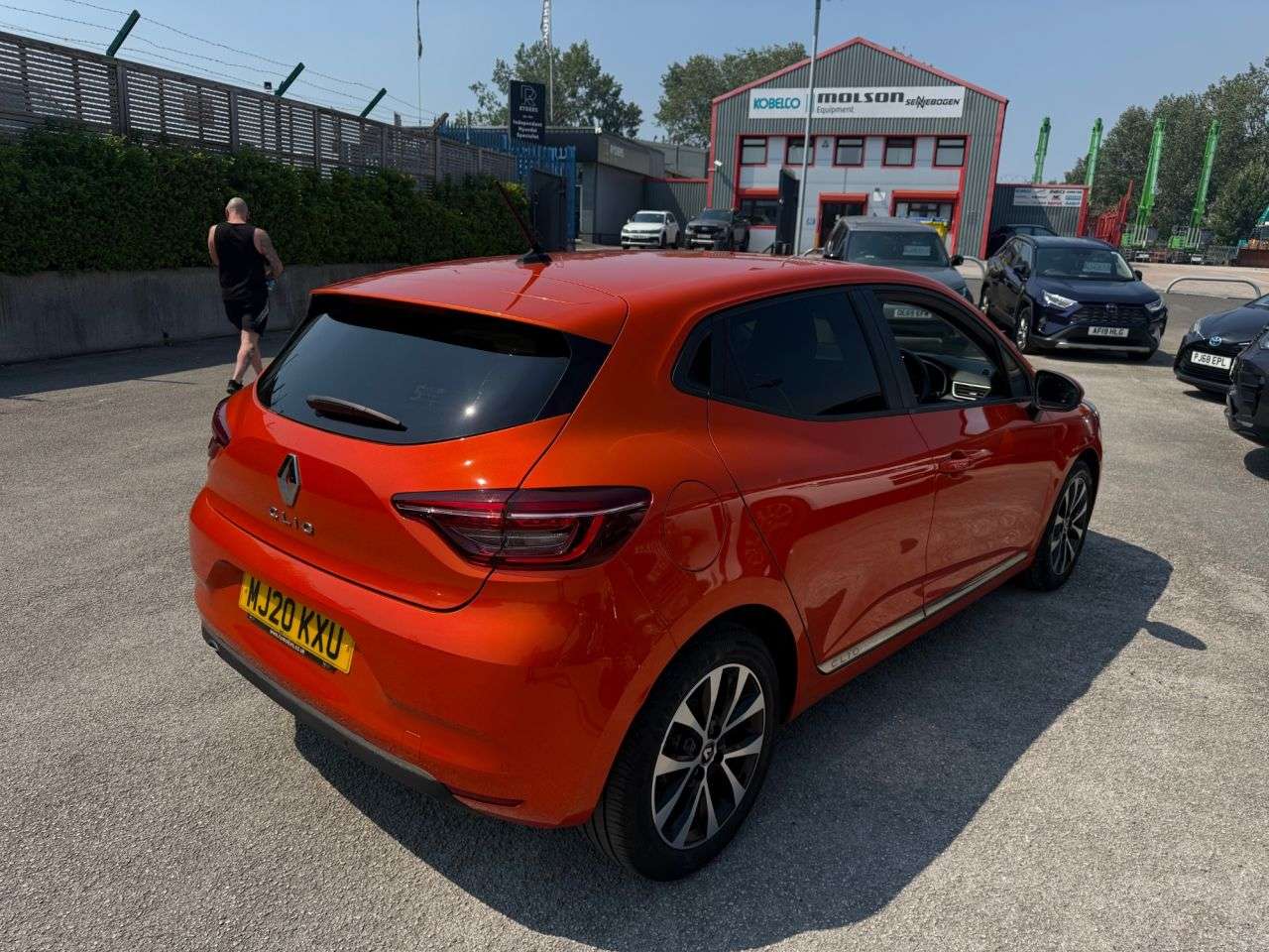 2020 RENAULT CLIO 2020 RENAULT CLIO