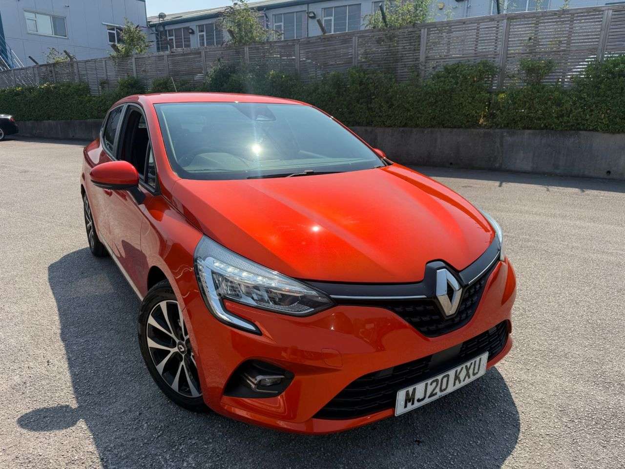 2020 RENAULT CLIO 2020 RENAULT CLIO