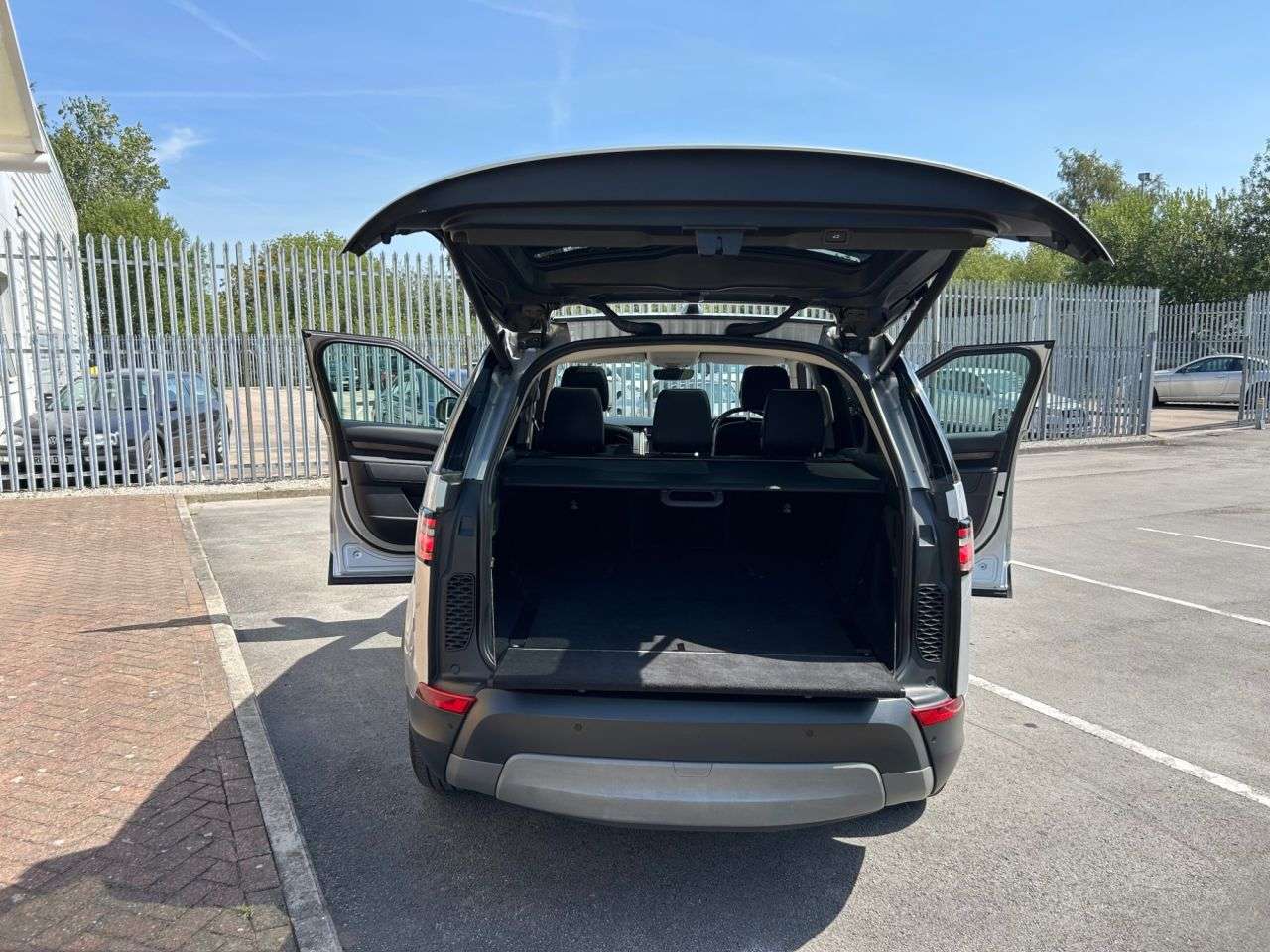 2018 LAND ROVER DISCOVERY 5 2018 LAND ROVER DISCOVERY 5