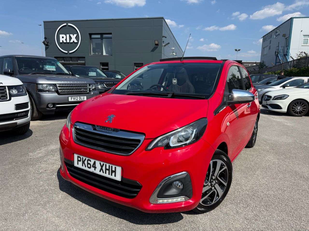 A 2014 PEUGEOT 108 1.2 VTi PureTech Allure Top! 5dr Petrol Manual Euro 5-2 FORMER KEEPERS-BLUE A 2014 PEUGEOT 108 1.2 VTi PureTech Allure Top! 5dr Petrol Manual Euro 5-2 FORMER KEEPERS-BLUE