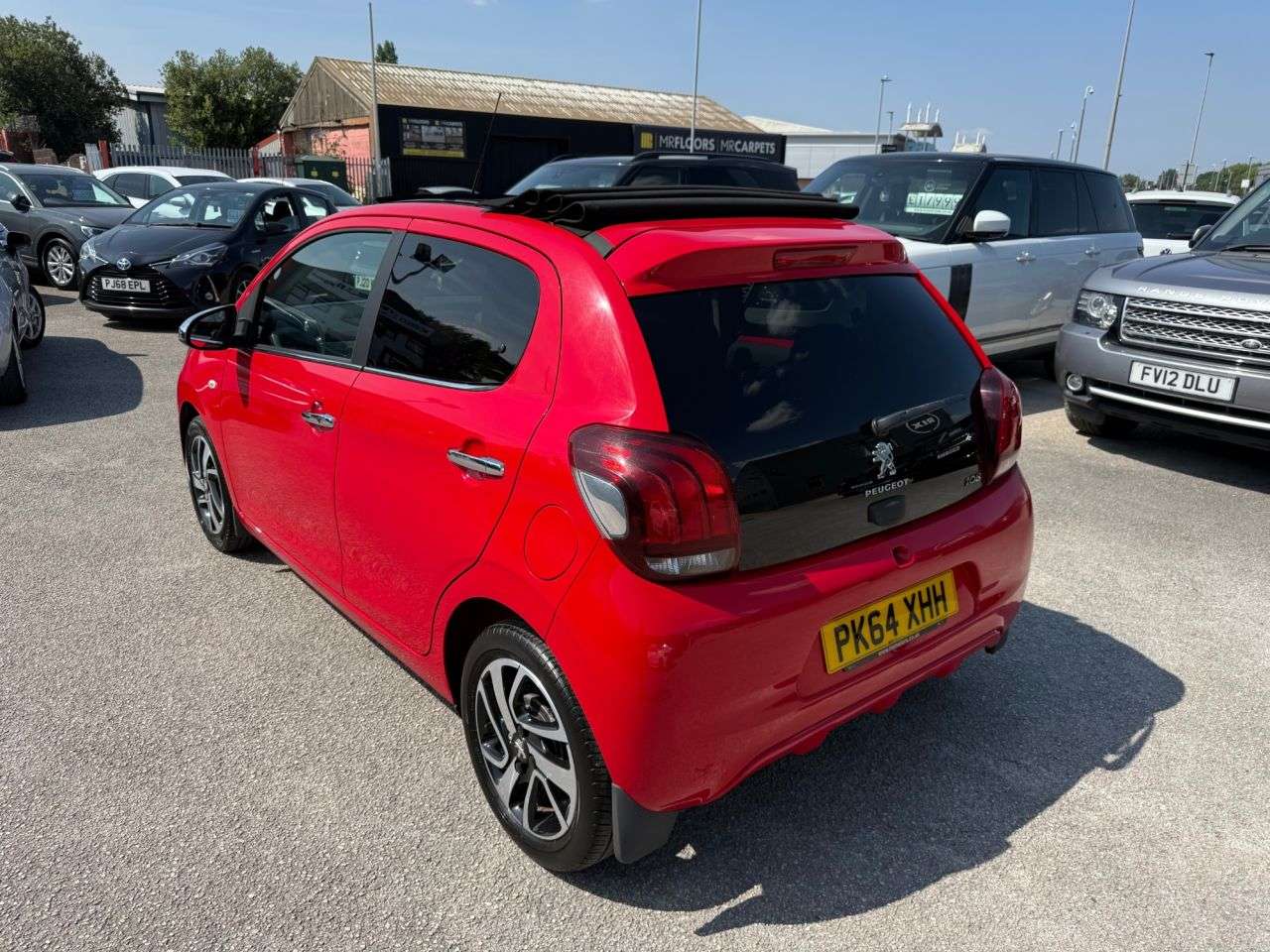2014 PEUGEOT 108 2014 PEUGEOT 108
