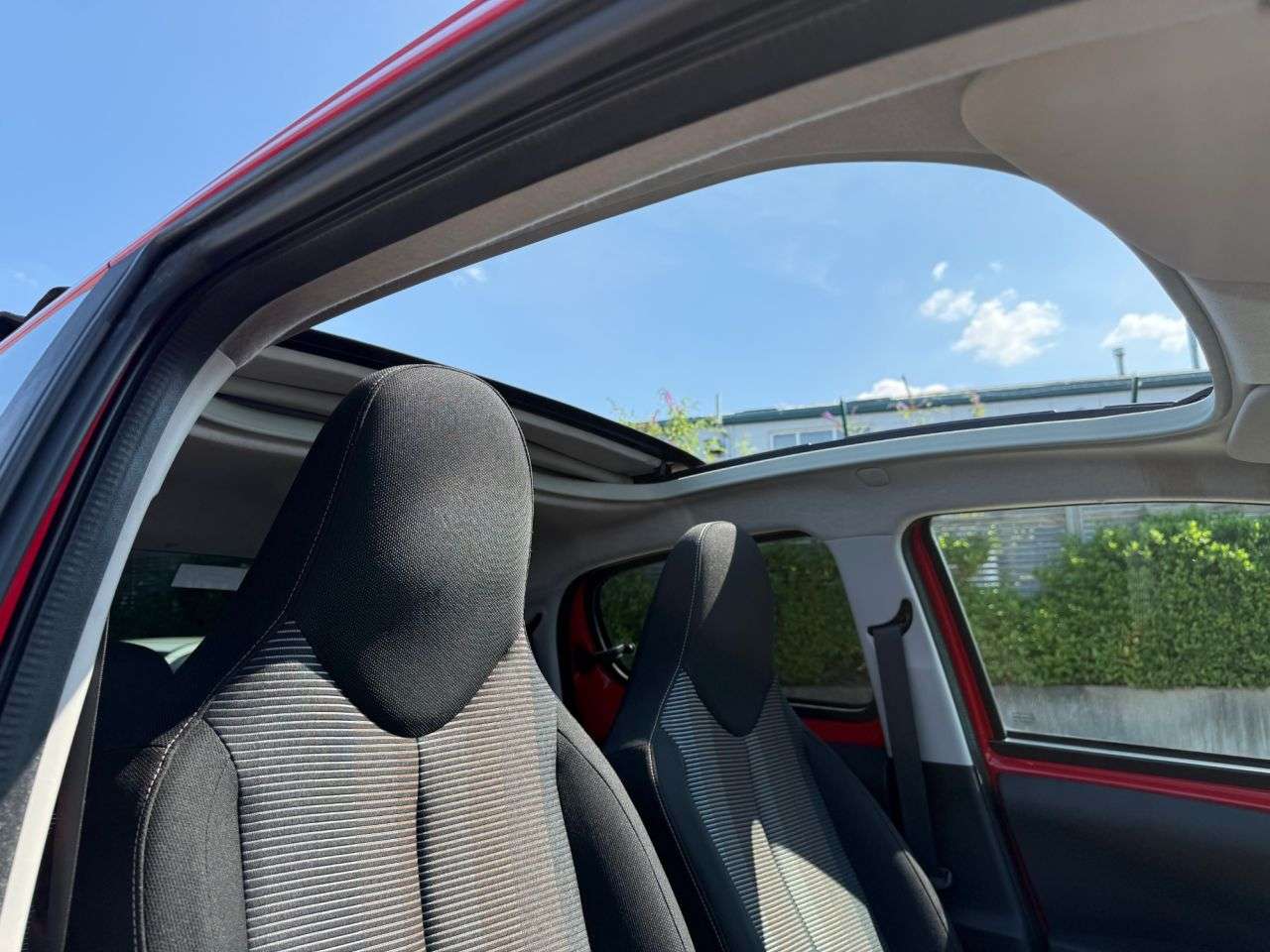 2014 PEUGEOT 108 2014 PEUGEOT 108