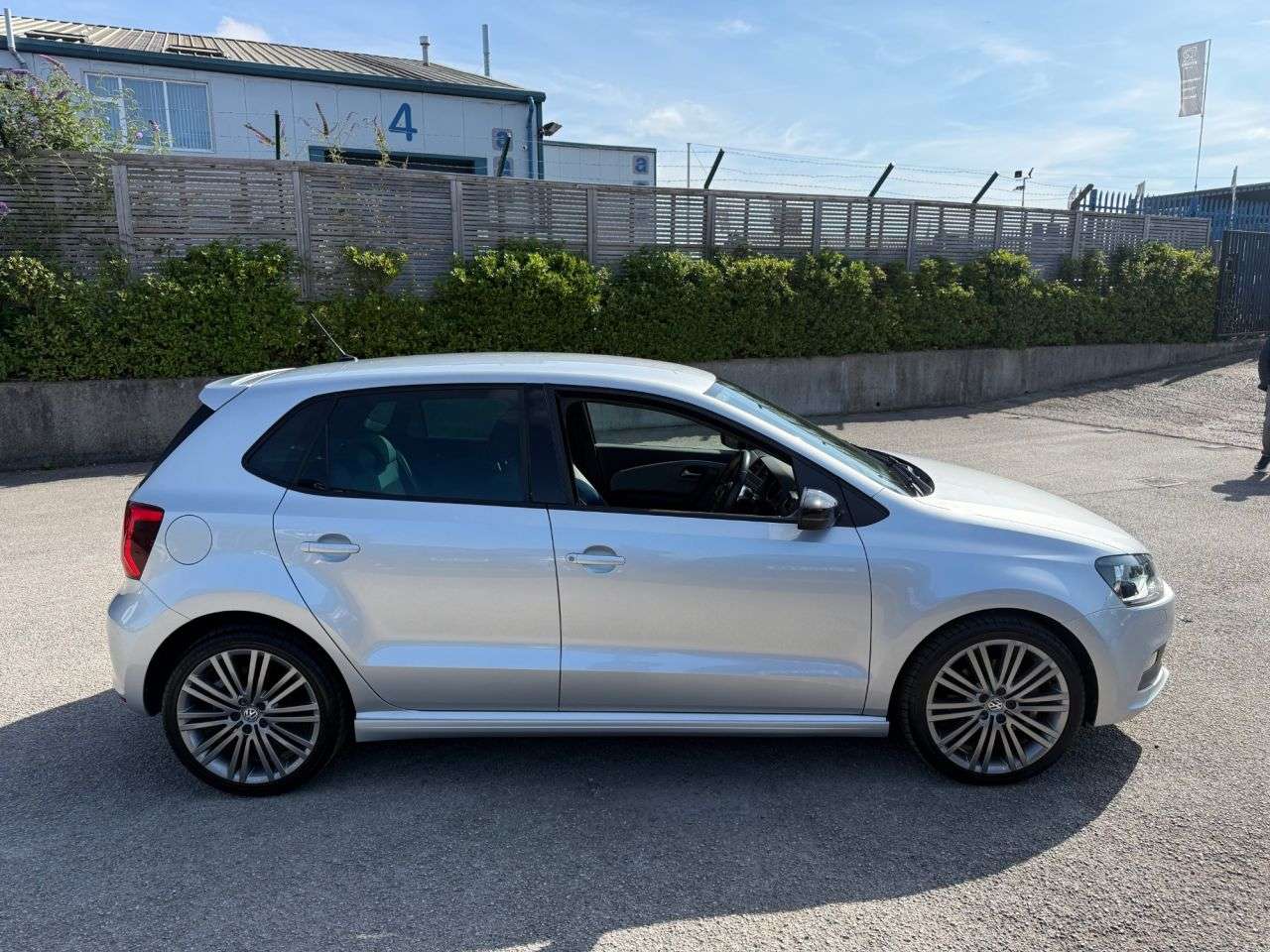 2016 VOLKSWAGEN POLO 2016 VOLKSWAGEN POLO