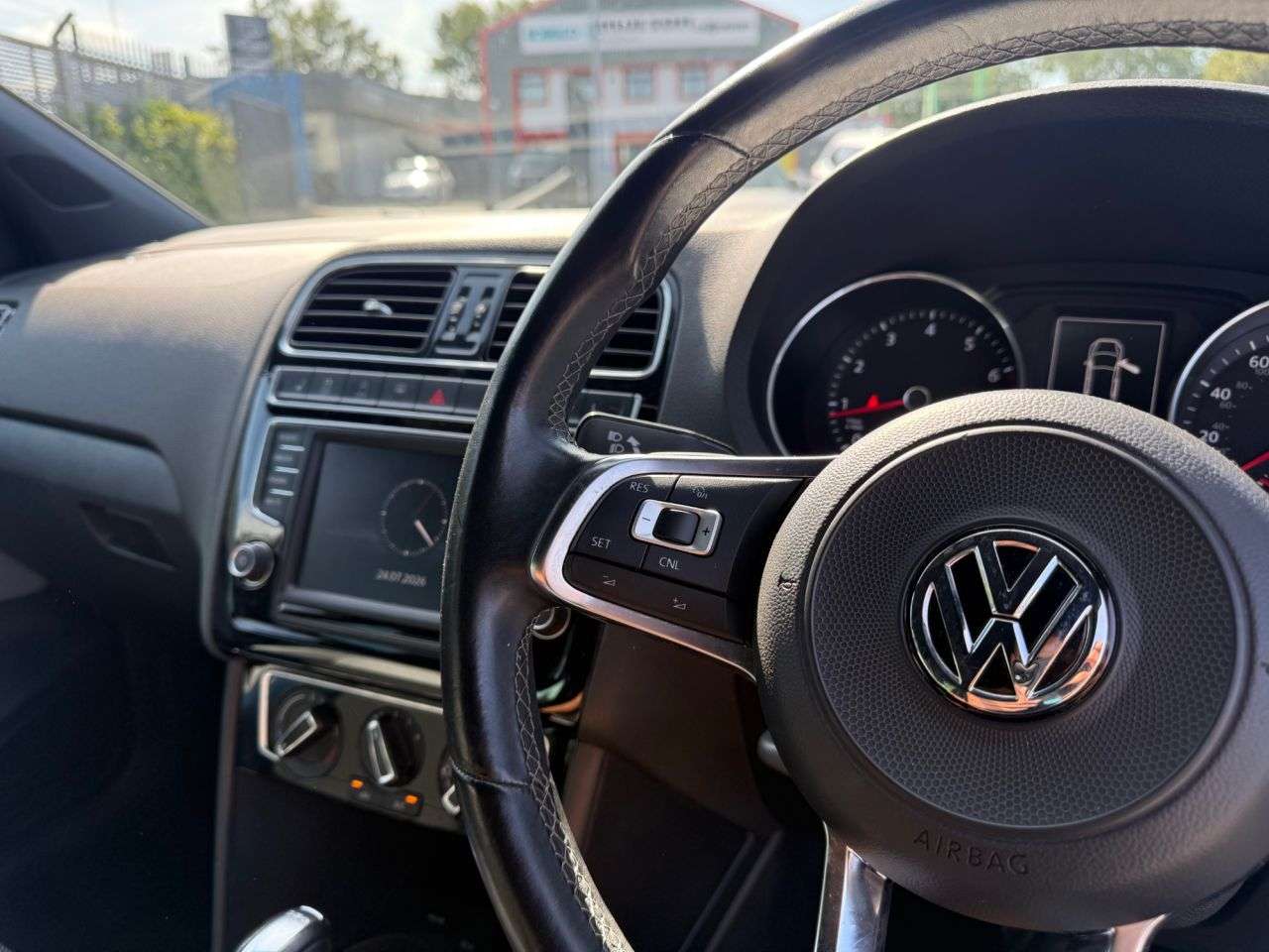 2016 VOLKSWAGEN POLO 2016 VOLKSWAGEN POLO