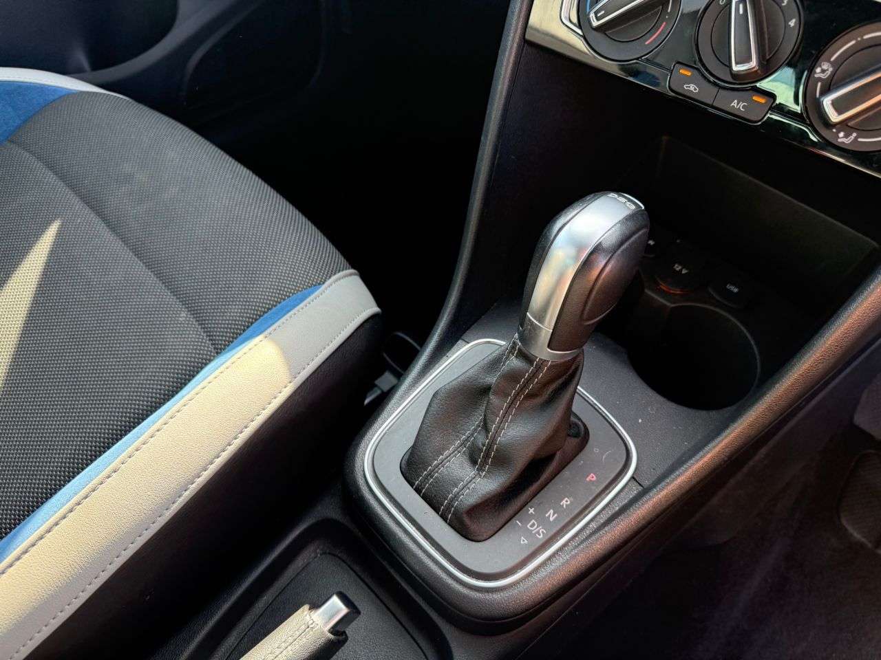 2016 VOLKSWAGEN POLO 2016 VOLKSWAGEN POLO