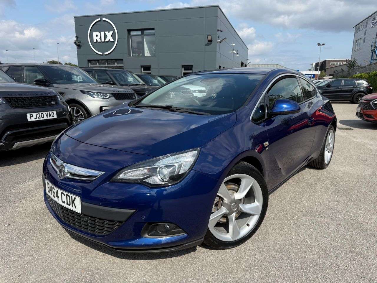 A 2014 VAUXHALL ASTRA GTC 1.4T SRi Coupe 3dr Petrol Manual Euro 5 (s/s) (140 ps) A 2014 VAUXHALL ASTRA GTC 1.4T SRi Coupe 3dr Petrol Manual Euro 5 (s/s) (140 ps)