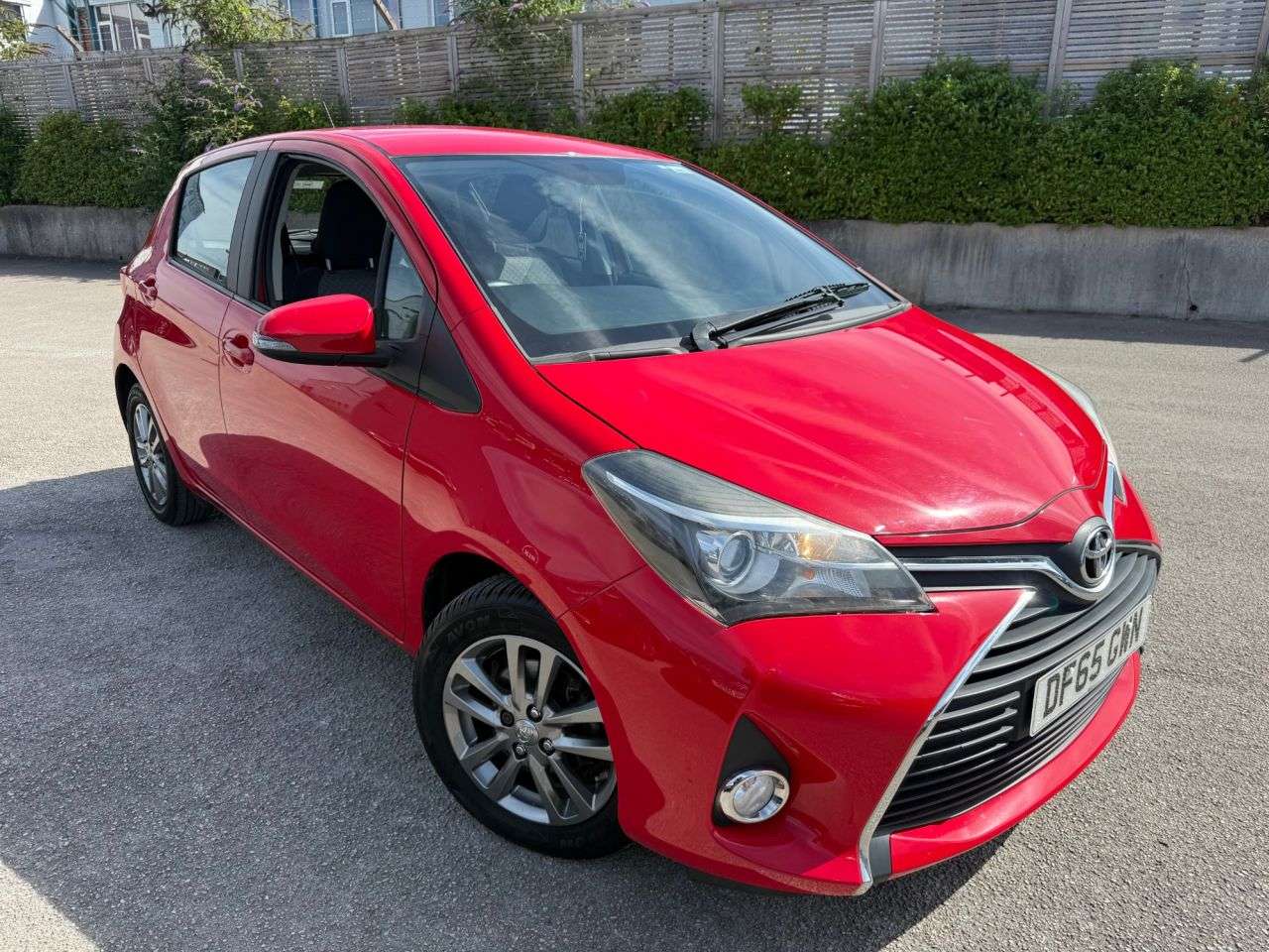 2015 TOYOTA YARIS 2015 TOYOTA YARIS