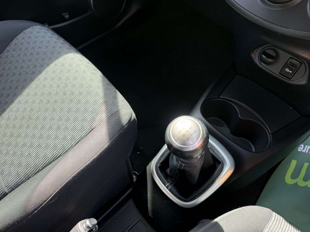 2015 TOYOTA YARIS 2015 TOYOTA YARIS