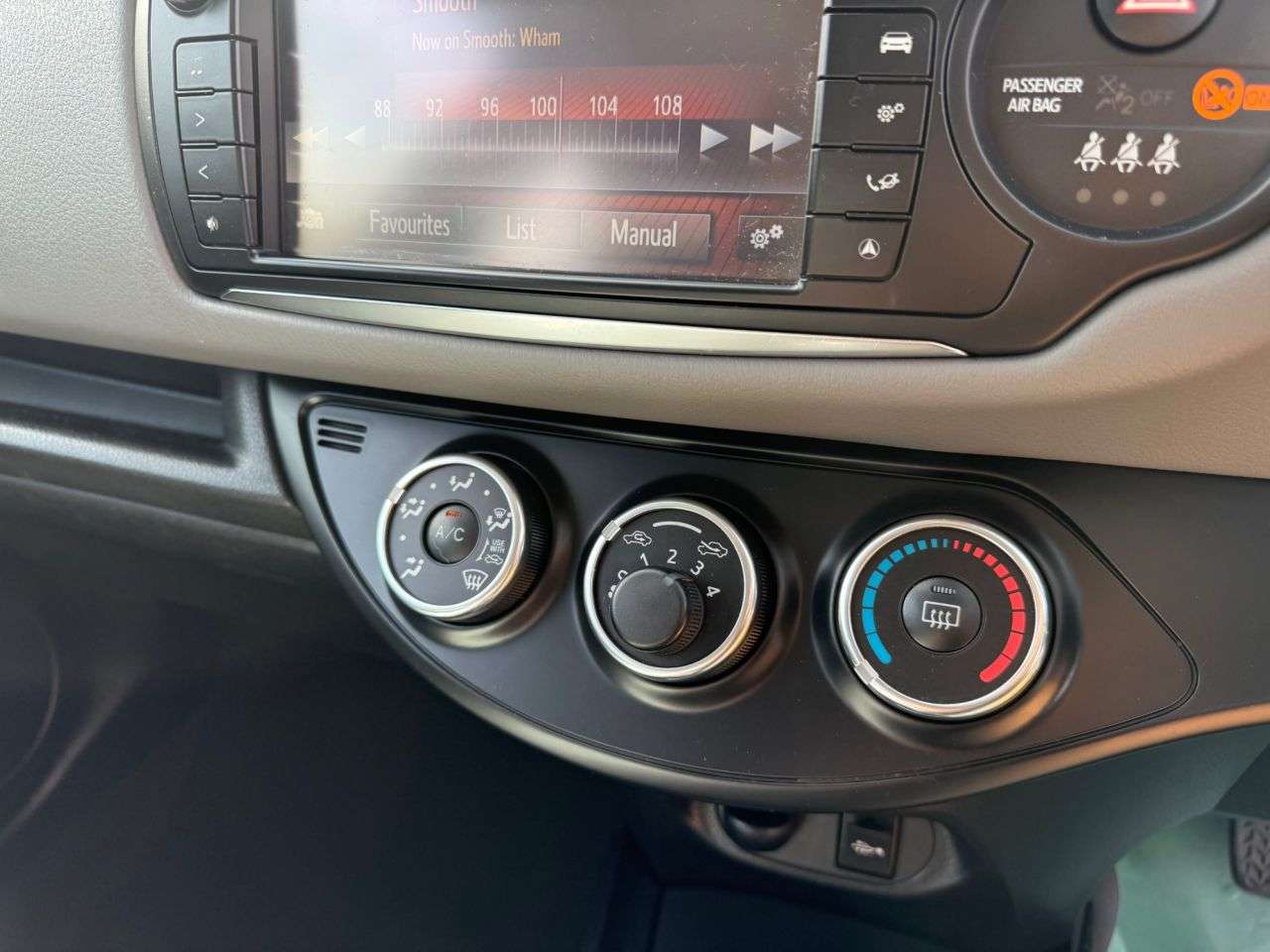 2015 TOYOTA YARIS 2015 TOYOTA YARIS