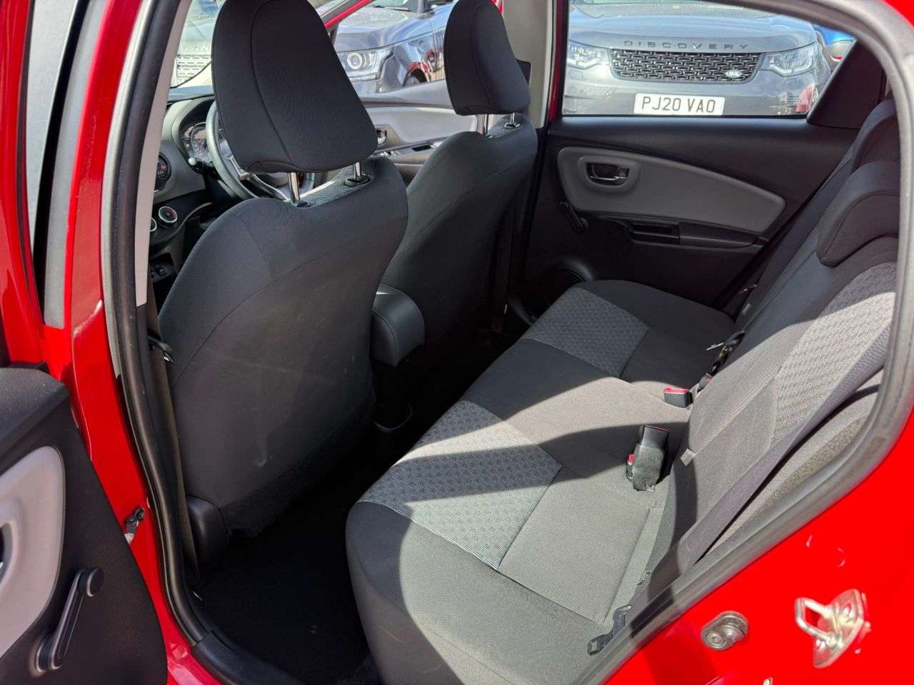 2015 TOYOTA YARIS 2015 TOYOTA YARIS