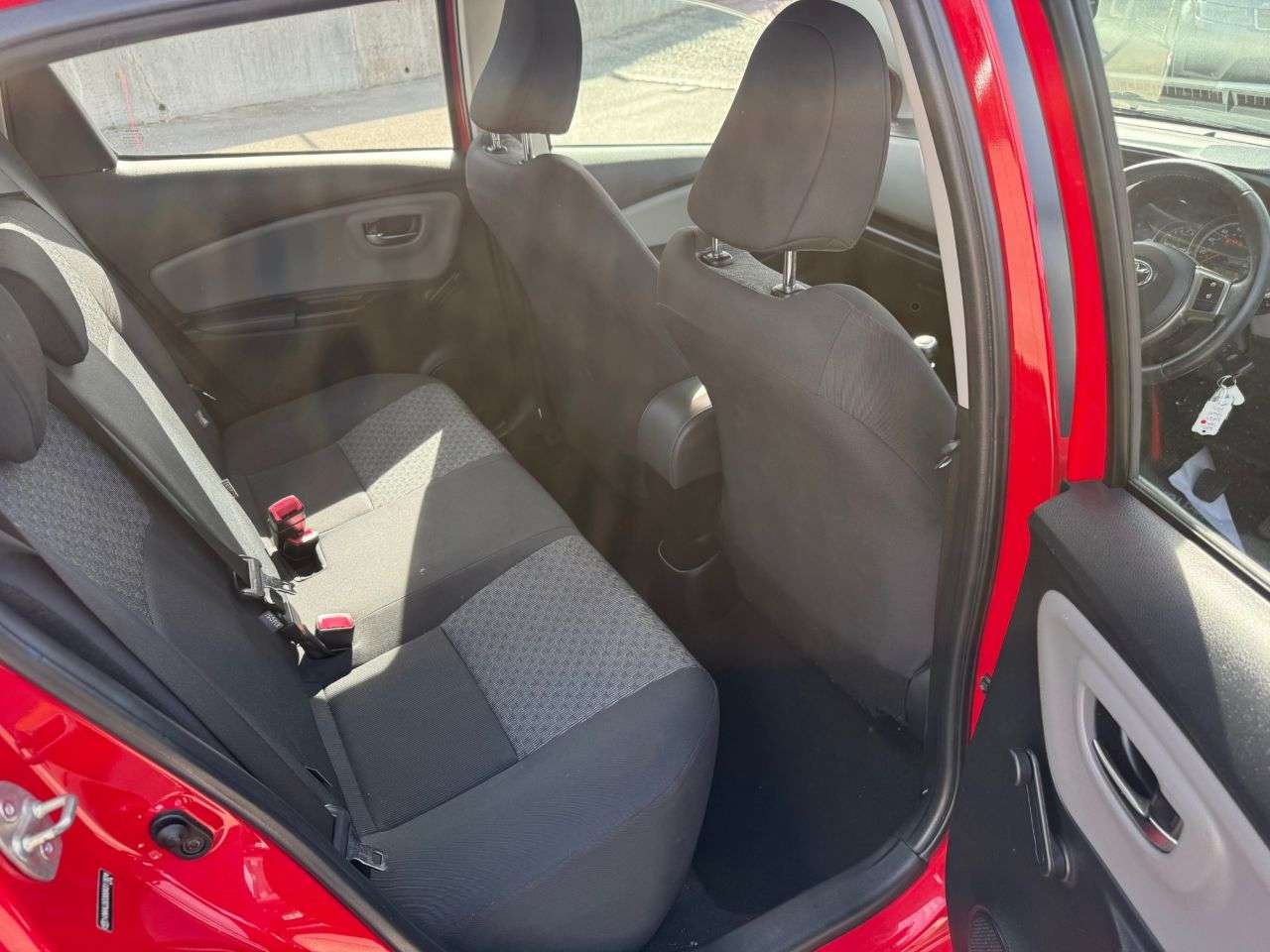 2015 TOYOTA YARIS 2015 TOYOTA YARIS