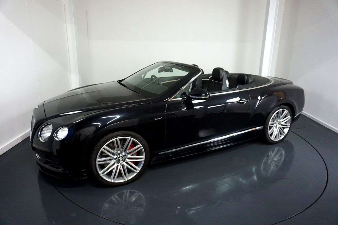 A 2015 BENTLEY CONTINENTAL 6.0 W12 GTC Speed Convertible 2dr Petrol Auto 4WD Euro 5 (625 ps)-Registere A 2015 BENTLEY CONTINENTAL 6.0 W12 GTC Speed Convertible 2dr Petrol Auto 4WD Euro 5 (625 ps)-Registere