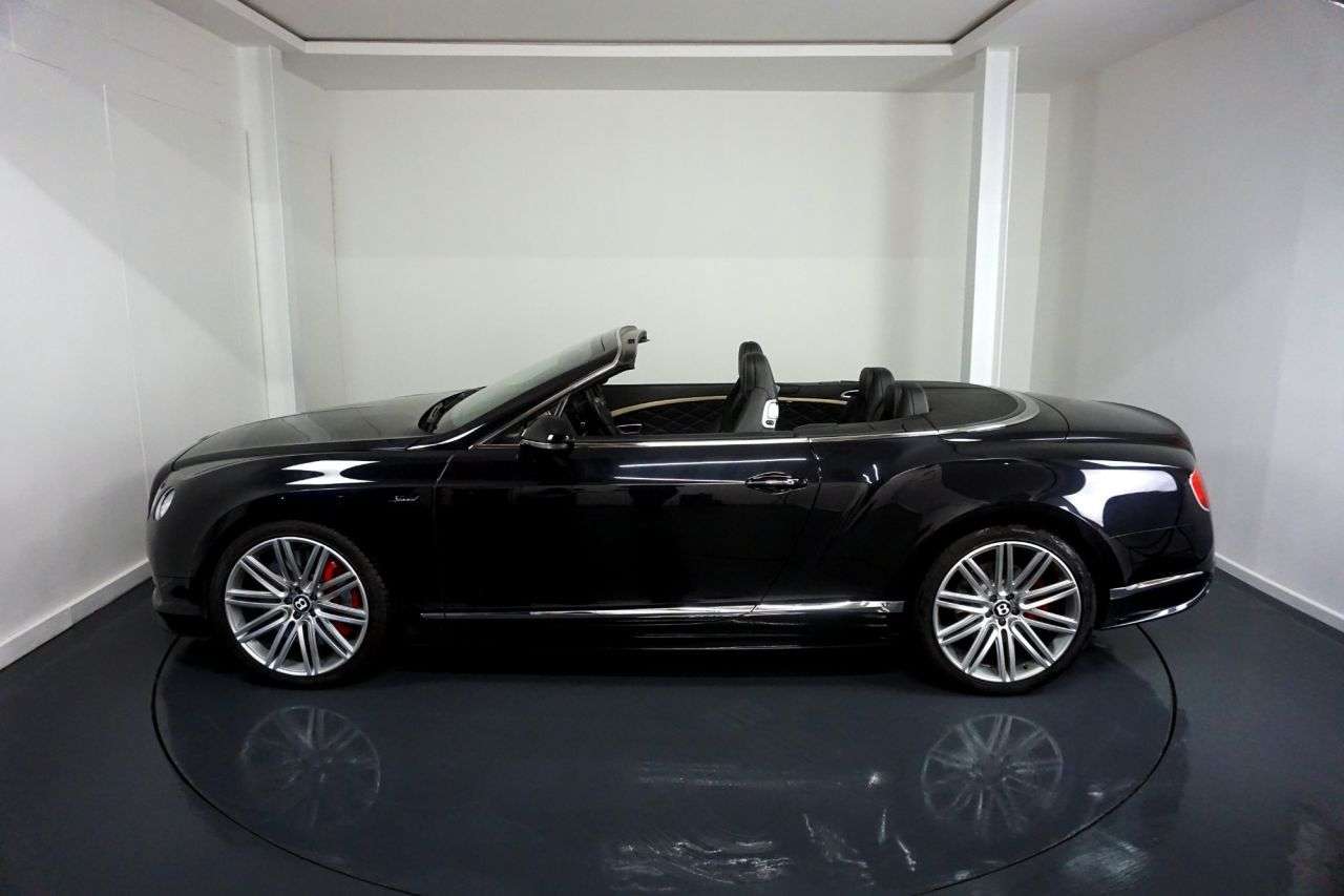 A 2015 BENTLEY CONTINENTAL 6.0 W12 GTC Speed Convertible 2dr Petrol Auto 4WD Euro 5 (625 ps)-Registere A 2015 BENTLEY CONTINENTAL 6.0 W12 GTC Speed Convertible 2dr Petrol Auto 4WD Euro 5 (625 ps)-Registere