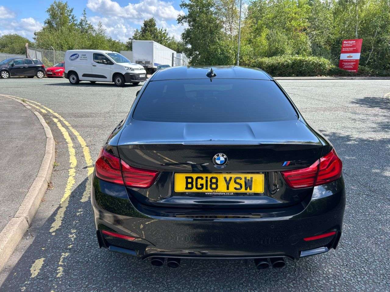2018 BMW M4 2018 BMW M4