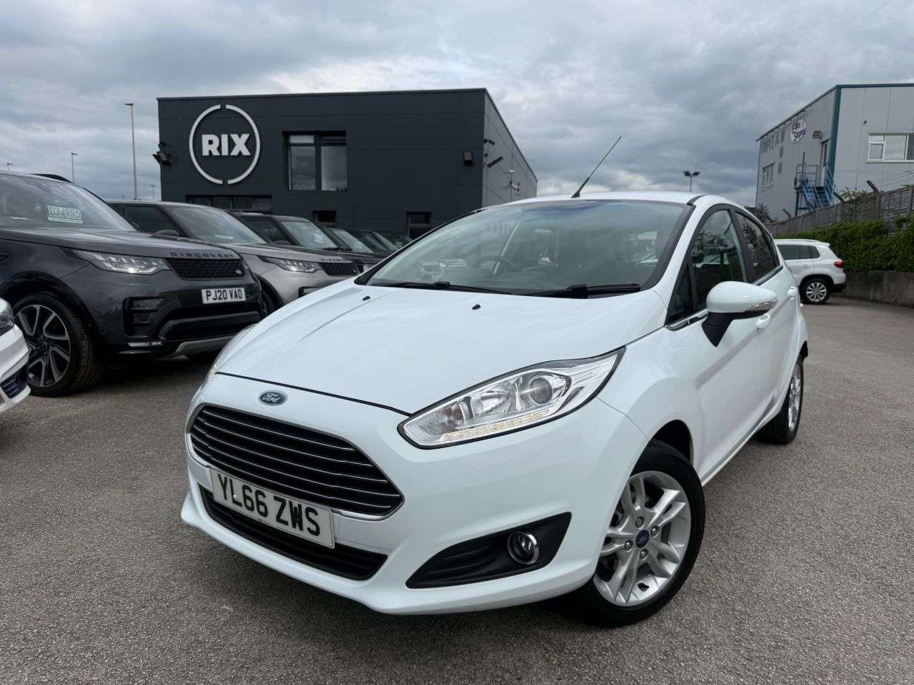 A 2017 FORD FIESTA 1.0T EcoBoost Zetec Hatchback 5dr Petrol Manual Euro 6-2 OWNER CAR LOW MILE A 2017 FORD FIESTA 1.0T EcoBoost Zetec Hatchback 5dr Petrol Manual Euro 6-2 OWNER CAR LOW MILE