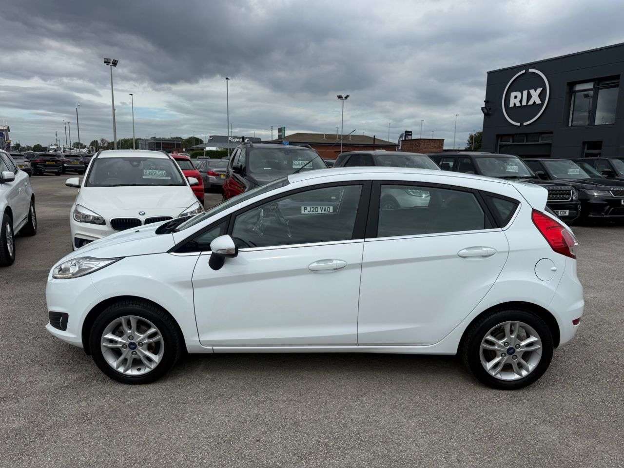 A 2017 FORD FIESTA 1.0T EcoBoost Zetec Hatchback 5dr Petrol Manual Euro 6-2 OWNER CAR LOW MILE A 2017 FORD FIESTA 1.0T EcoBoost Zetec Hatchback 5dr Petrol Manual Euro 6-2 OWNER CAR LOW MILE