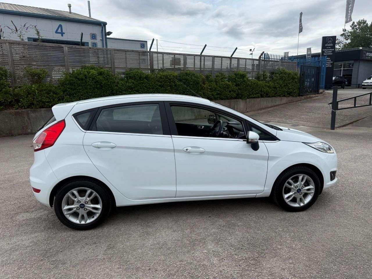 2017 FORD FIESTA 2017 FORD FIESTA