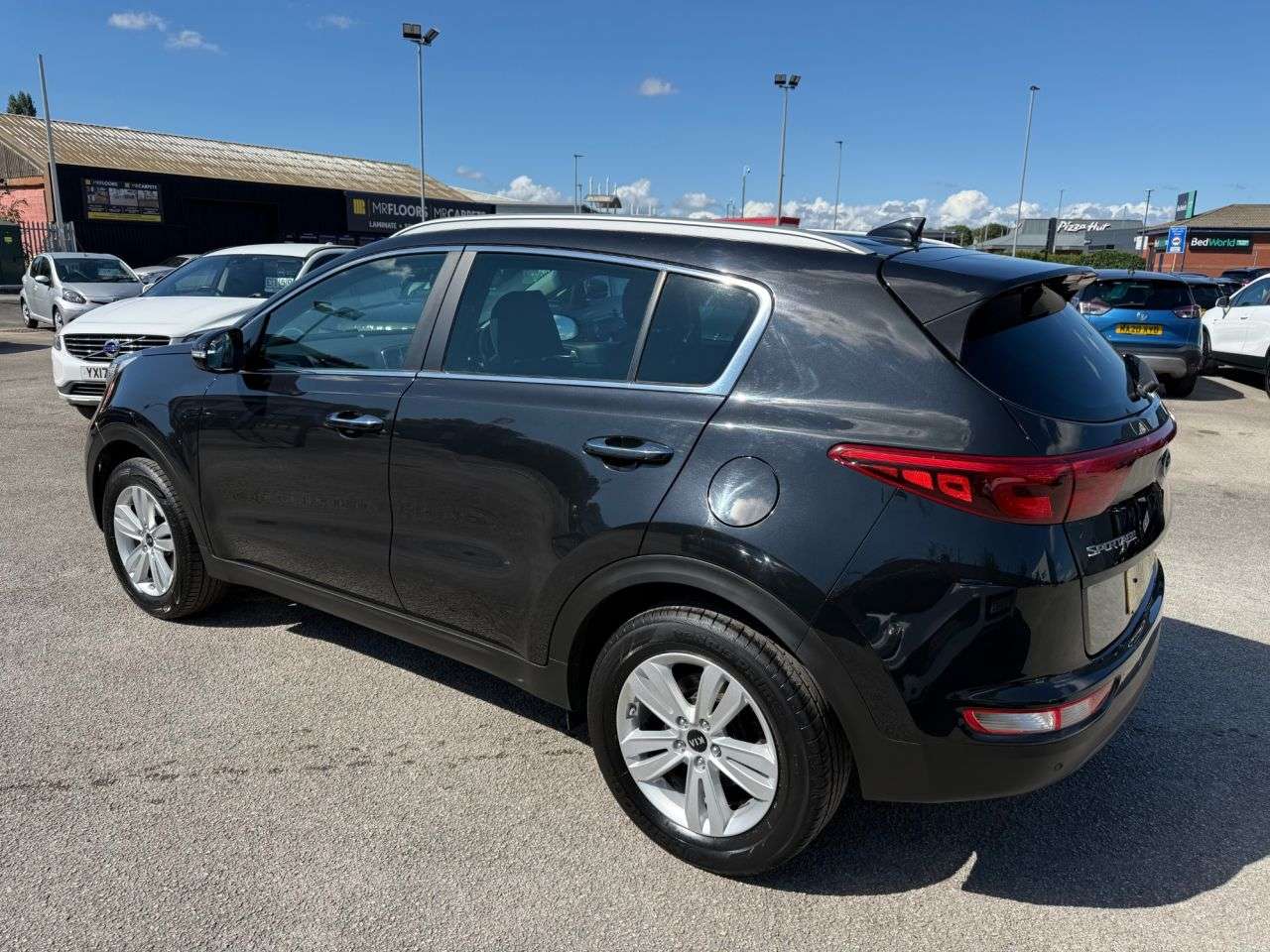 A 2018 KIA SPORTAGE 1.6 GDi 2 SUV 5dr Petrol Manual Euro 6-2 OWNER CAR-BLUETOOTH-CRUISE CONTROL A 2018 KIA SPORTAGE 1.6 GDi 2 SUV 5dr Petrol Manual Euro 6-2 OWNER CAR-BLUETOOTH-CRUISE CONTROL