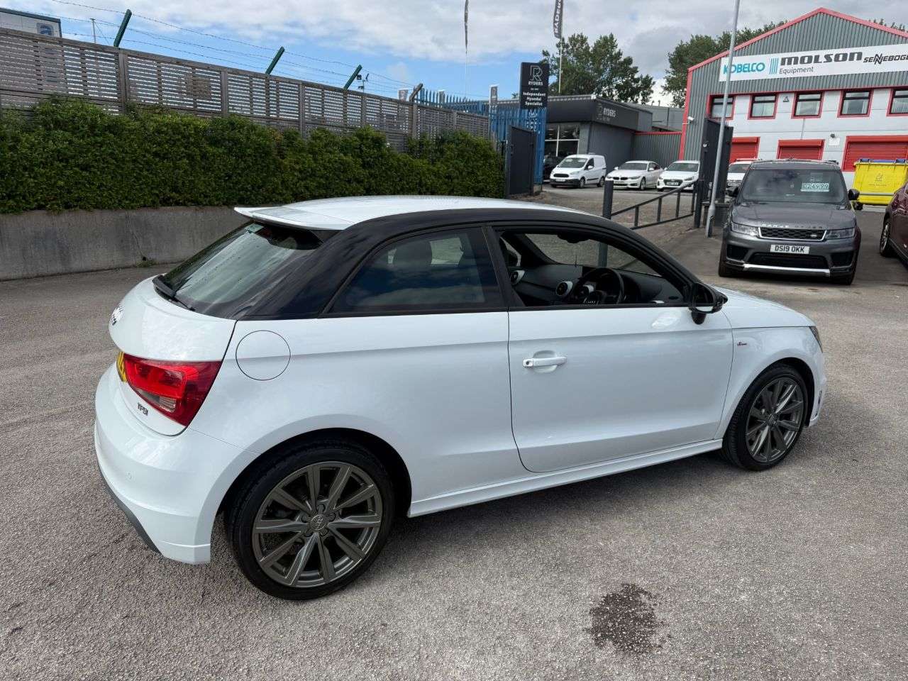 2014 AUDI A1 2014 AUDI A1