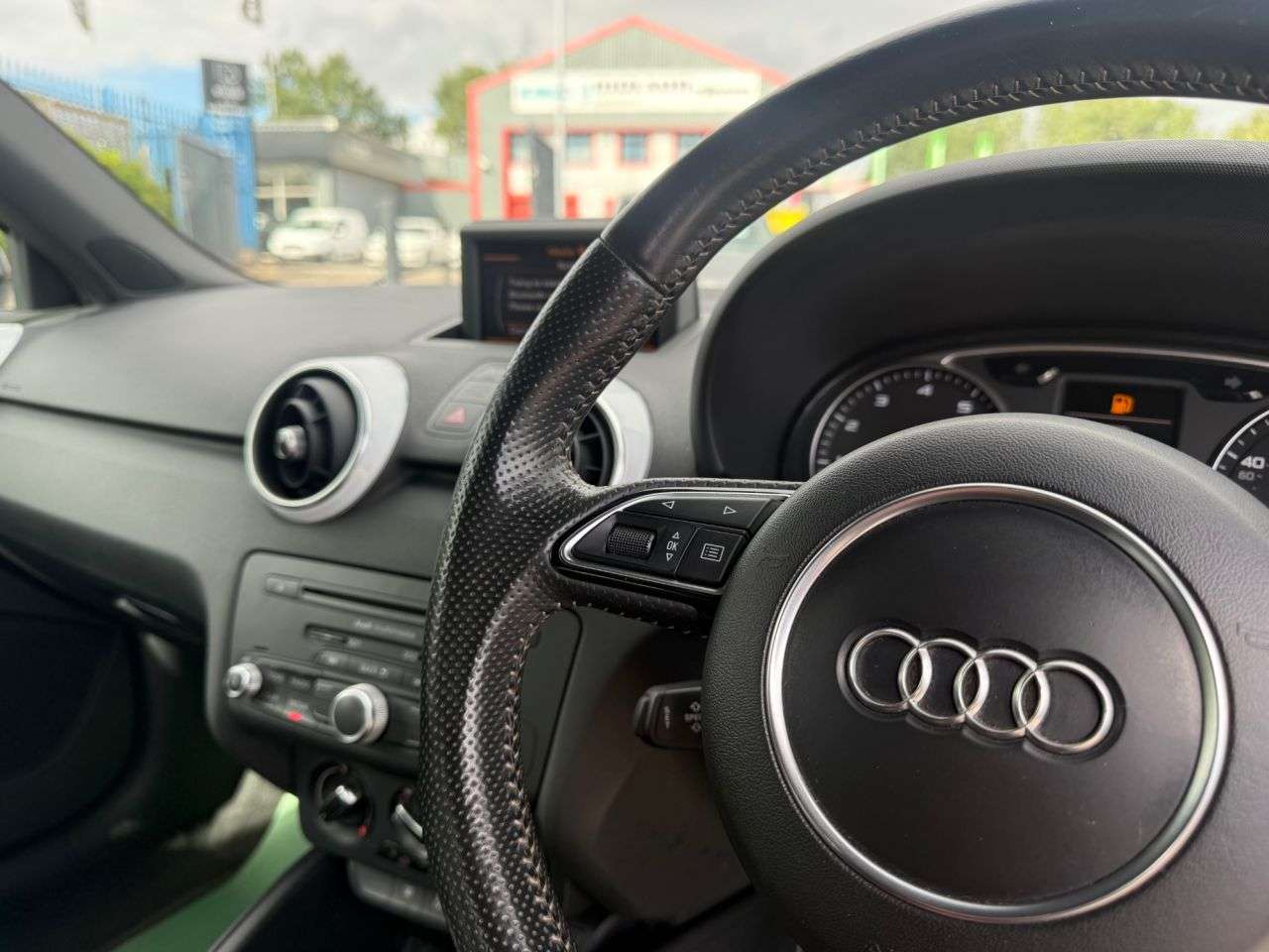 2014 AUDI A1 2014 AUDI A1
