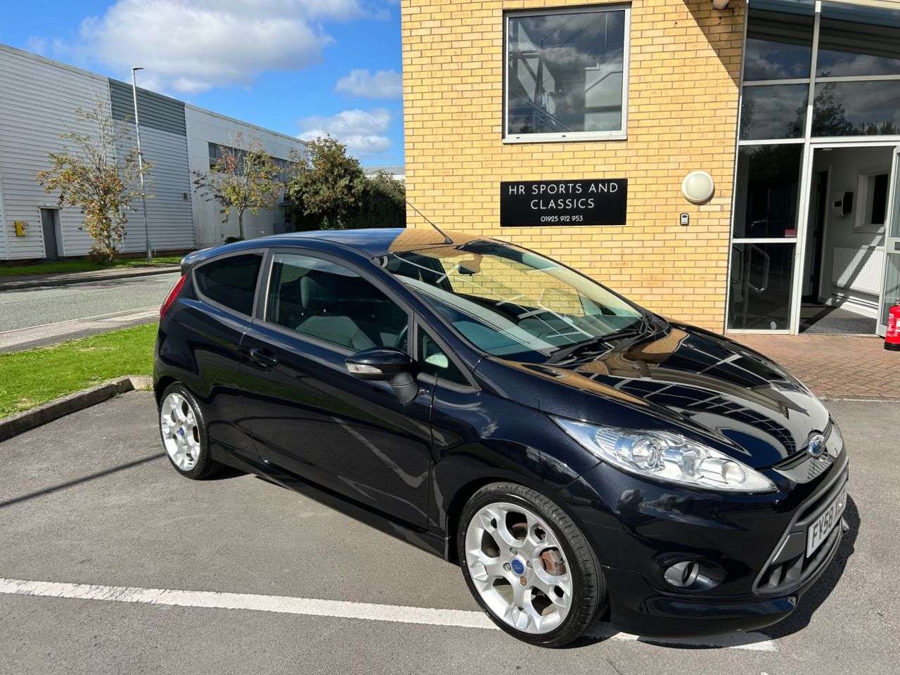 A 2008 FORD FIESTA 1.6 Zetec S Hatchback 3dr Petrol Manual (139 g/km, 118 bhp)-1 Owner Car Fro A 2008 FORD FIESTA 1.6 Zetec S Hatchback 3dr Petrol Manual (139 g/km, 118 bhp)-1 Owner Car Fro