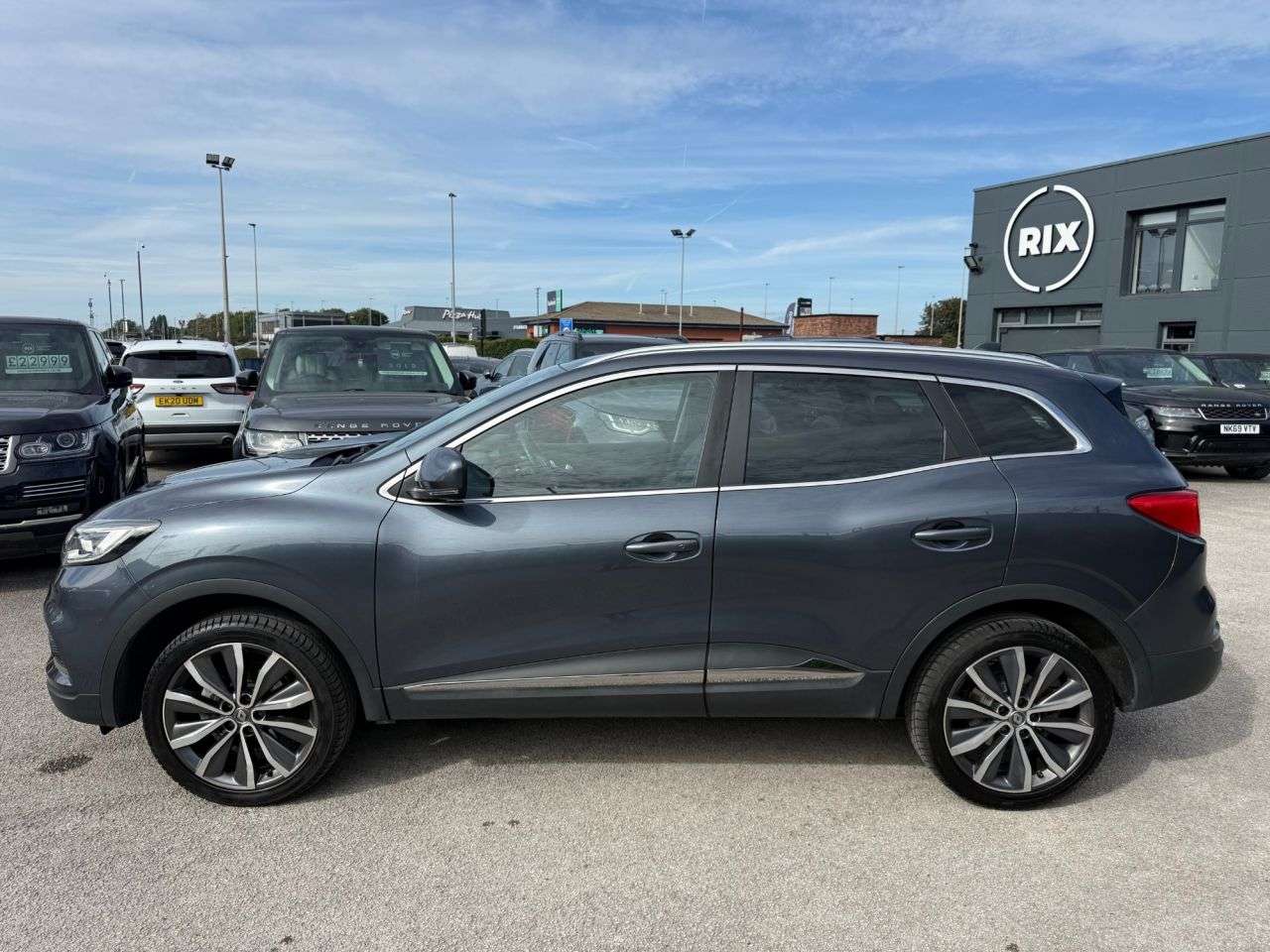 A 2019 RENAULT KADJAR 1.5 Blue dCi S Edition SUV 5dr Diesel Manual Euro 6-2 FORMER KEEPERS-PANORA A 2019 RENAULT KADJAR 1.5 Blue dCi S Edition SUV 5dr Diesel Manual Euro 6-2 FORMER KEEPERS-PANORA