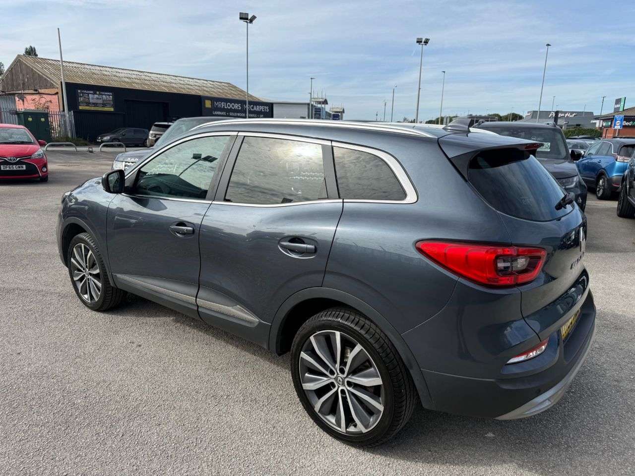 A 2019 RENAULT KADJAR 1.5 Blue dCi S Edition SUV 5dr Diesel Manual Euro 6-2 FORMER KEEPERS-PANORA A 2019 RENAULT KADJAR 1.5 Blue dCi S Edition SUV 5dr Diesel Manual Euro 6-2 FORMER KEEPERS-PANORA