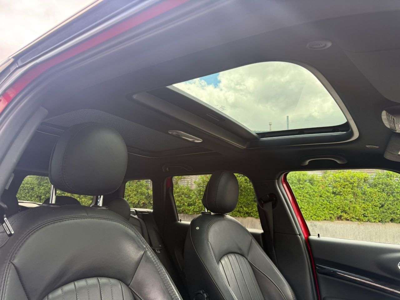 2018 MINI CLUBMAN 2018 MINI CLUBMAN