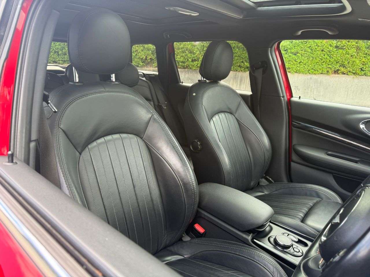 2018 MINI CLUBMAN 2018 MINI CLUBMAN