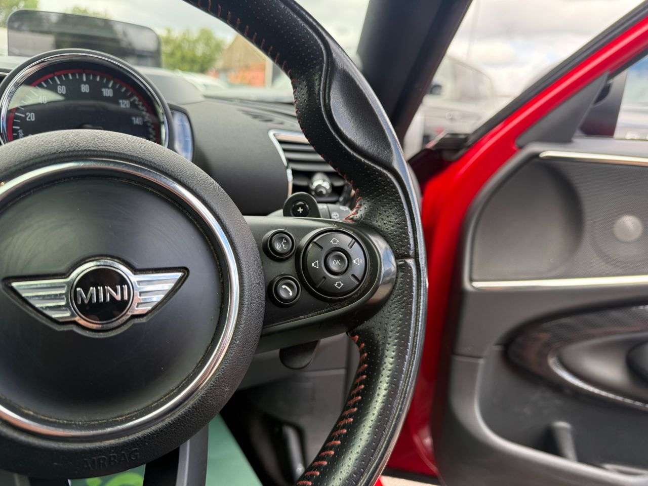 2018 MINI CLUBMAN 2018 MINI CLUBMAN